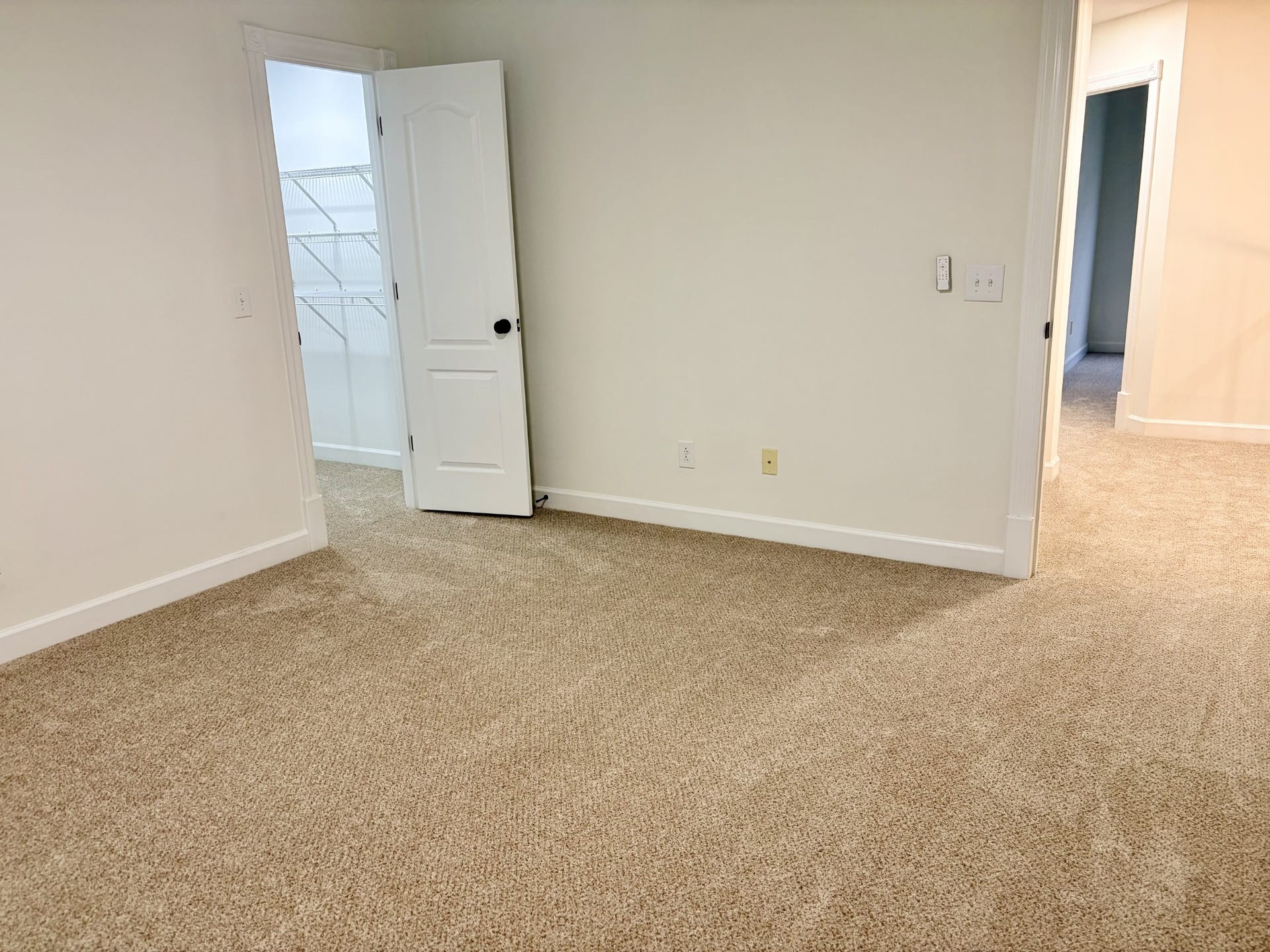 1005 Ithaca St, Murfreesboro, TN 37130 1005 Ithaca St, Murfreesboro, TN 37130