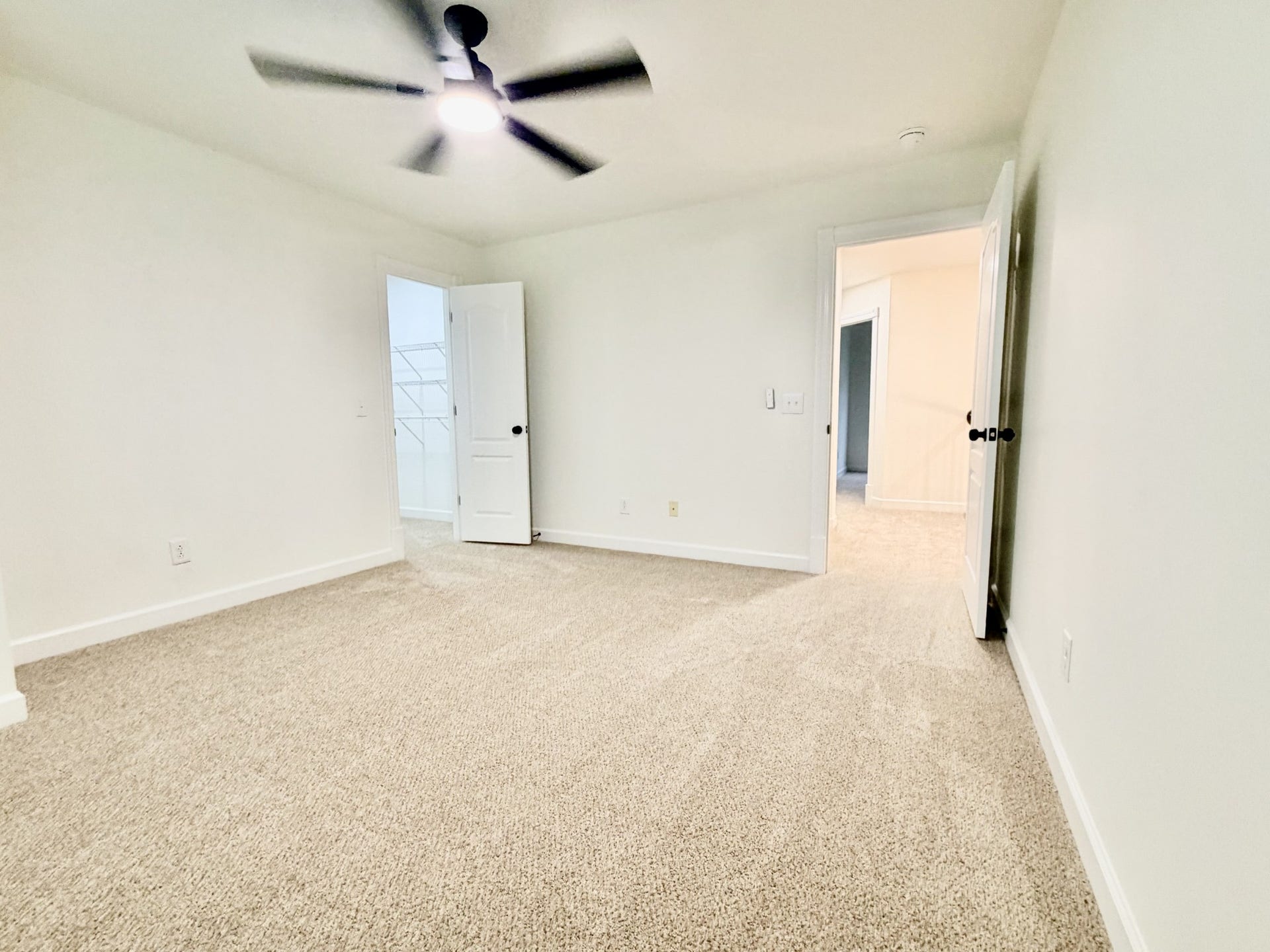 1005 Ithaca St, Murfreesboro, TN 37130 1005 Ithaca St, Murfreesboro, TN 37130