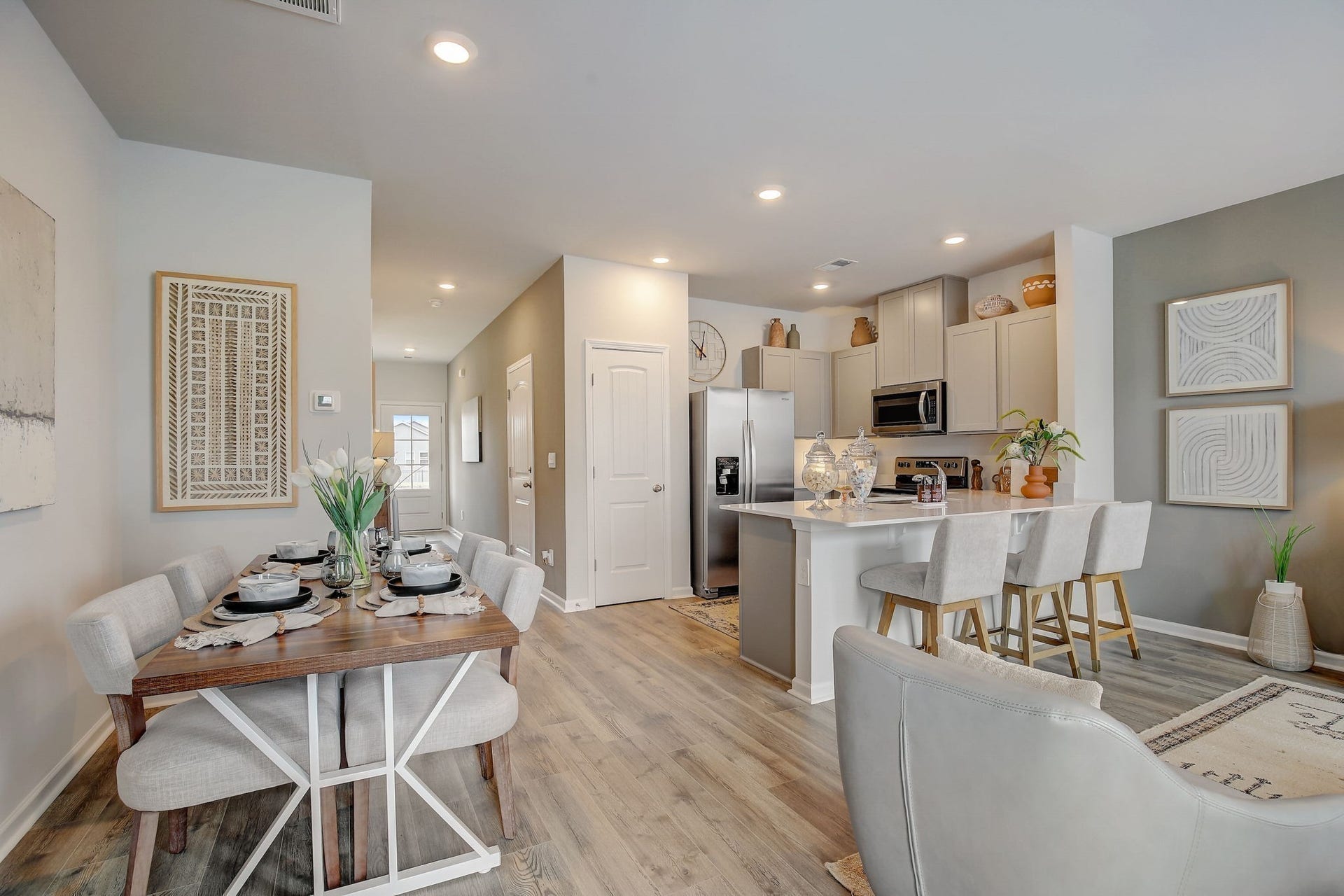 1452 Lexington Way, Lewisburg, TN 37091 Photos are of our model home. Some decorator items are not included.