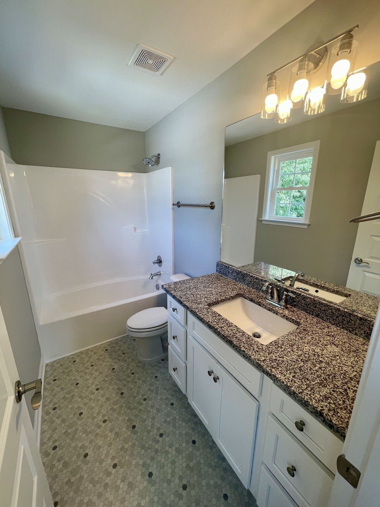 208 Power Ave, #B, Murfreesboro, TN 37129 208 Power Ave, #B, Murfreesboro, TN 37129