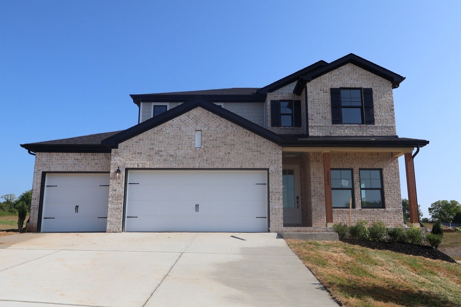 3203 Gravity Drive, Columbia, TN 38401 Front Exterior