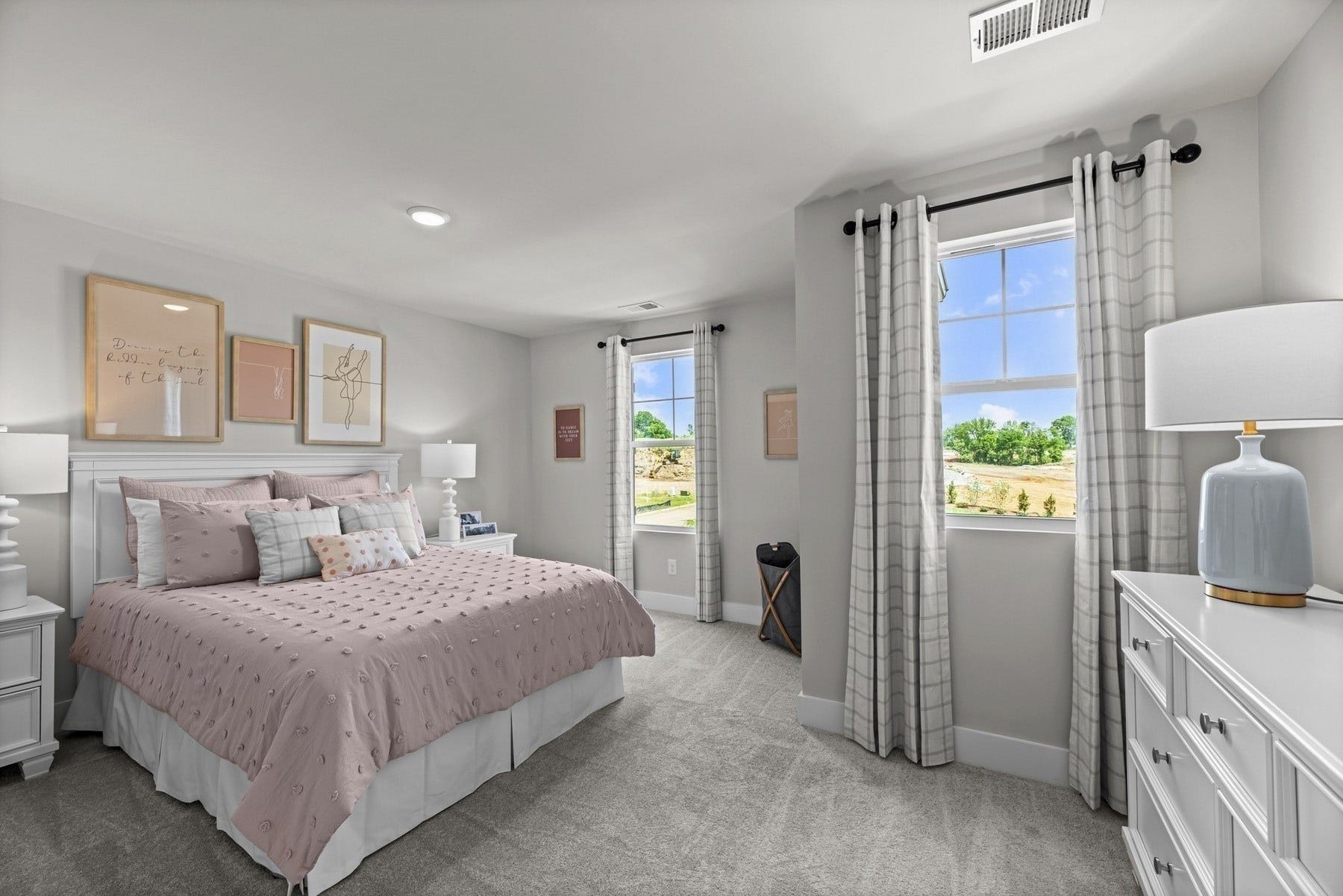 3203 Gravity Drive, Columbia, TN 38401 Representative photo of Harrison Model, not actual home. Features, colors, and finishes may vary from the actual home being built.