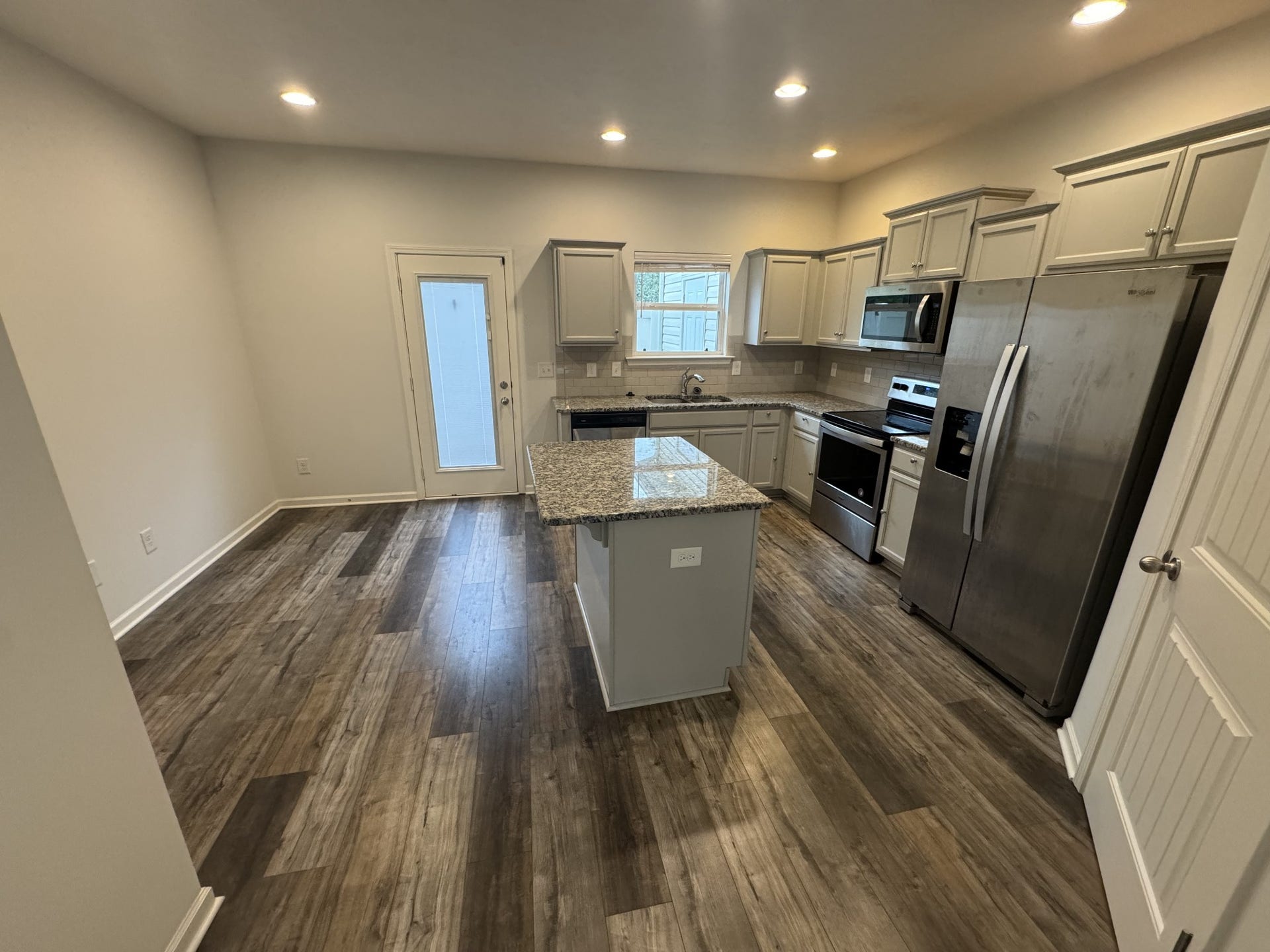 3706 Selina Dr, Murfreesboro, TN 37128 3706 Selina Dr, Murfreesboro, TN 37128