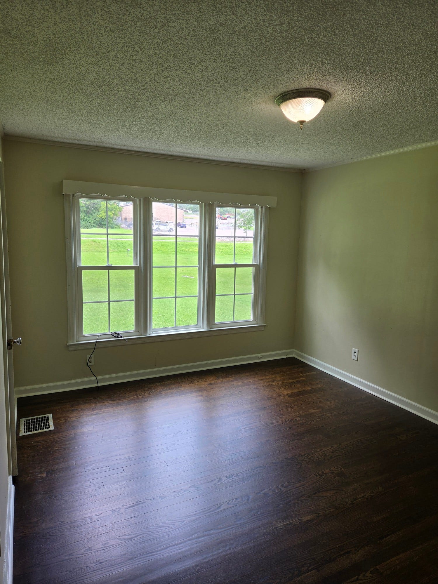 325 Murfreesboro Rd, Woodbury, TN 37190 325 Murfreesboro Rd, Woodbury, TN 37190