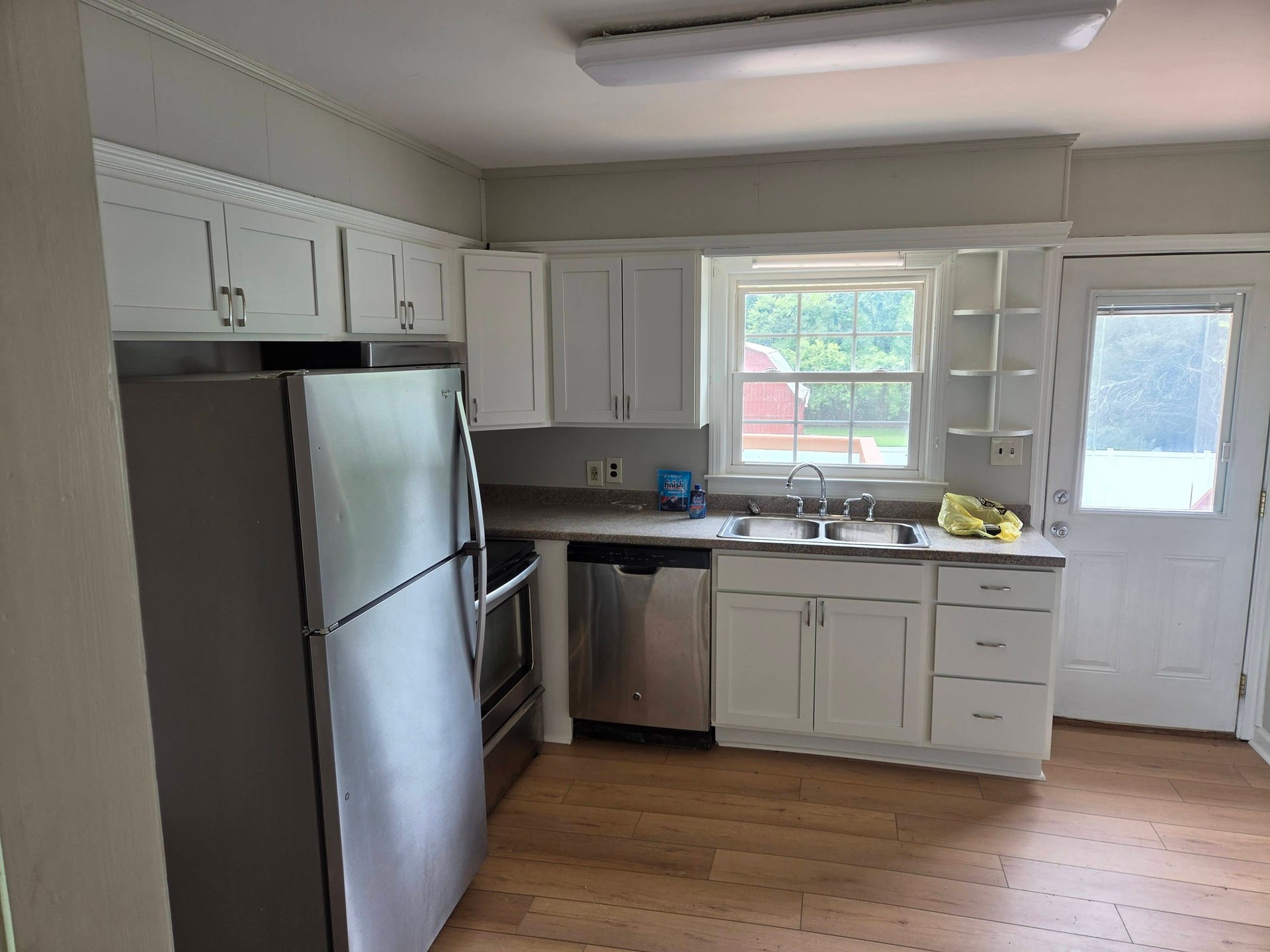 325 Murfreesboro Rd, Woodbury, TN 37190 325 Murfreesboro Rd, Woodbury, TN 37190