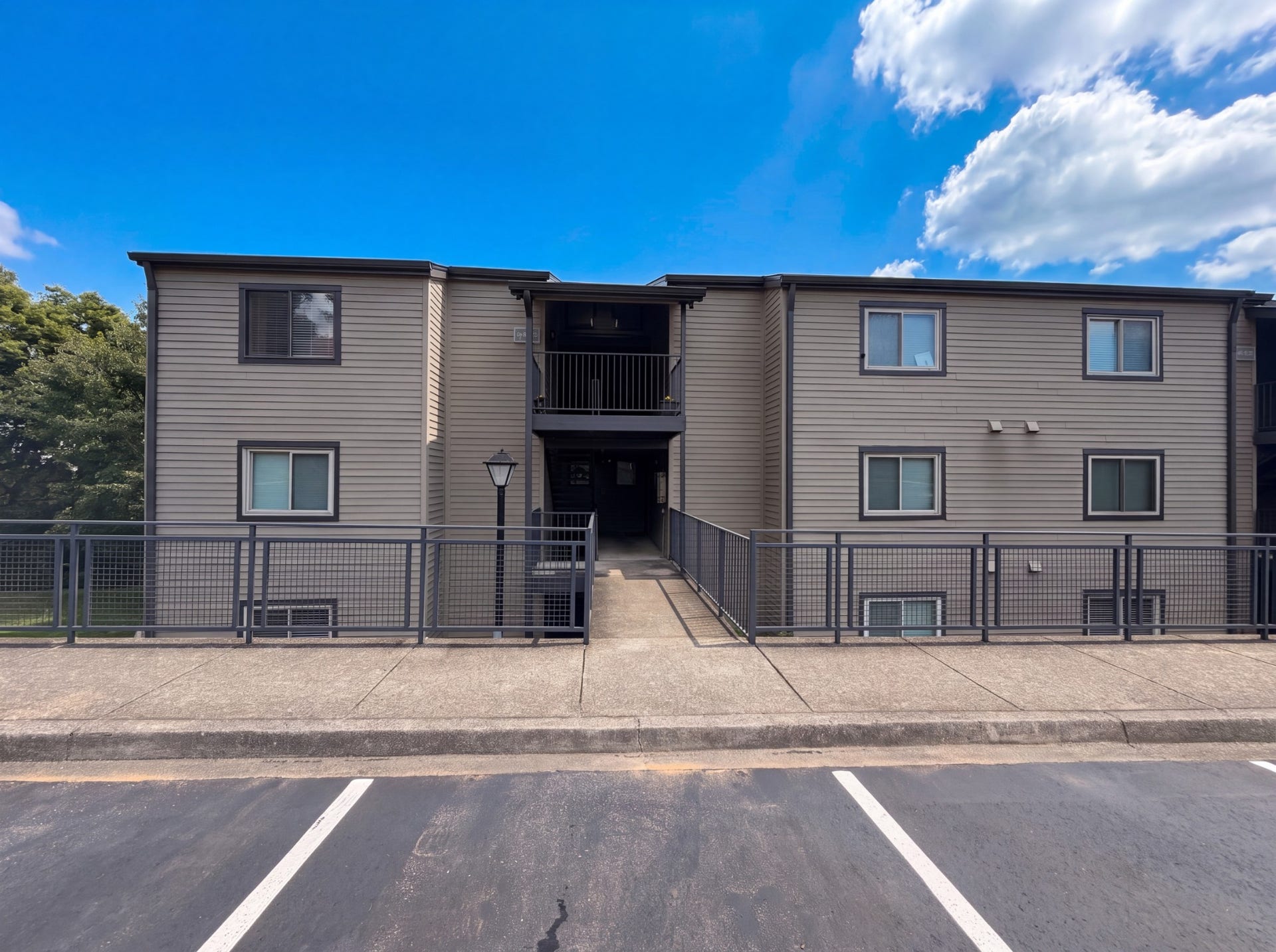 407 Summit Ridge Pl, Nashville, TN 37215 407 Summit Ridge Pl, Nashville, TN 37215