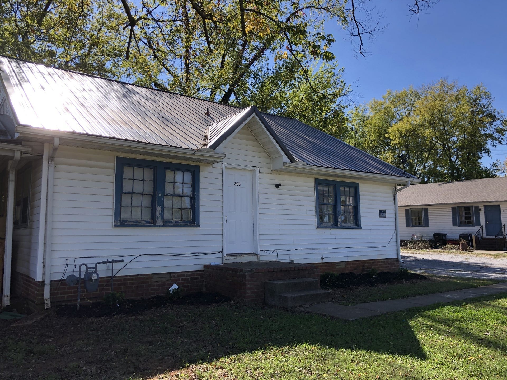 303 Bridge Ave, Murfreesboro, TN 37129 303 Bridge Ave, Murfreesboro, TN 37129
