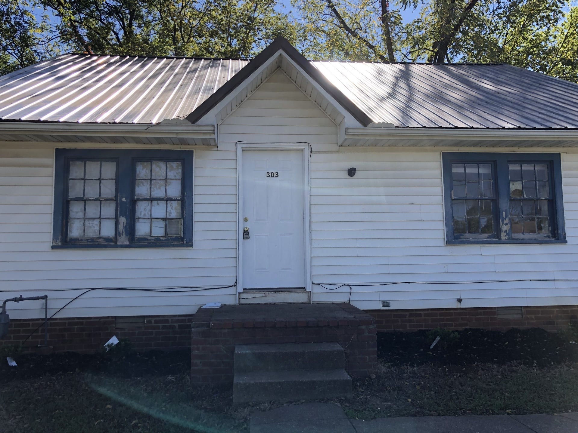 303 Bridge Ave, Murfreesboro, TN 37129 303 Bridge Ave, Murfreesboro, TN 37129