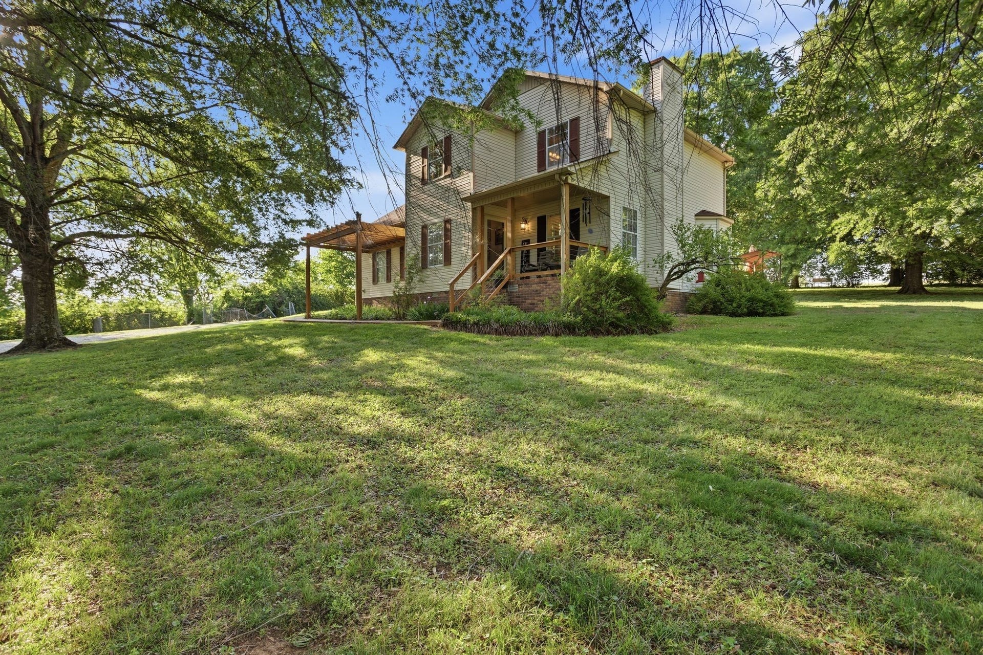 1038 S Cross Bridges Rd, Mount Pleasant, TN 38474 1038 S Cross Bridges Rd, Mount Pleasant, TN 38474
