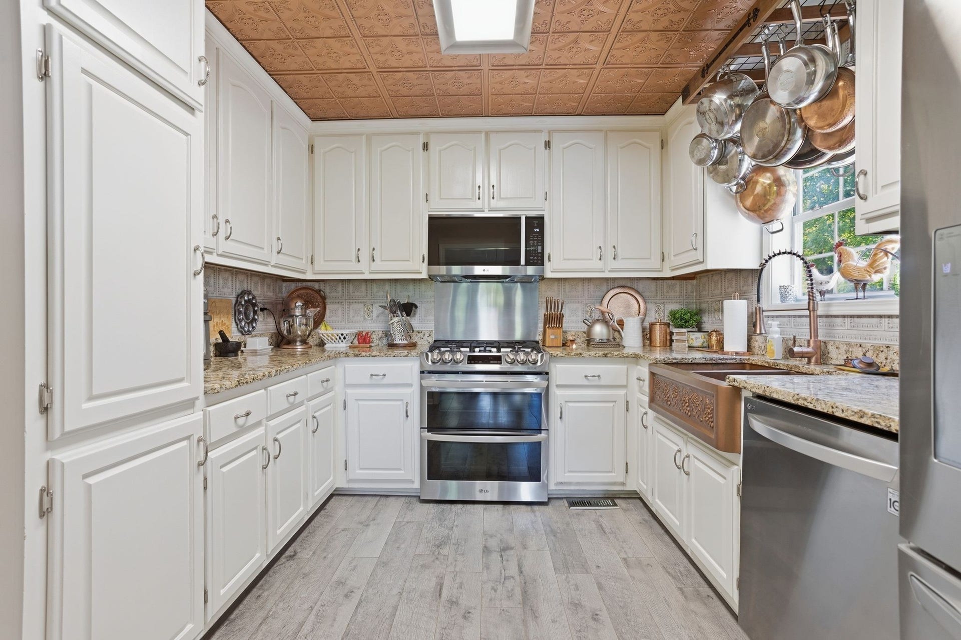 1038 S Cross Bridges Rd, Mount Pleasant, TN 38474 1038 S Cross Bridges Rd, Mount Pleasant, TN 38474