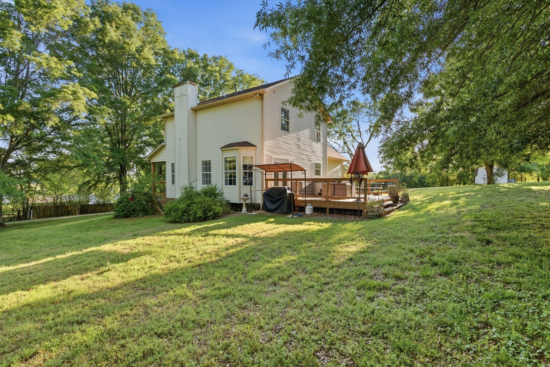 1038 S Cross Bridges Rd, Mount Pleasant, TN 38474 1038 S Cross Bridges Rd, Mount Pleasant, TN 38474