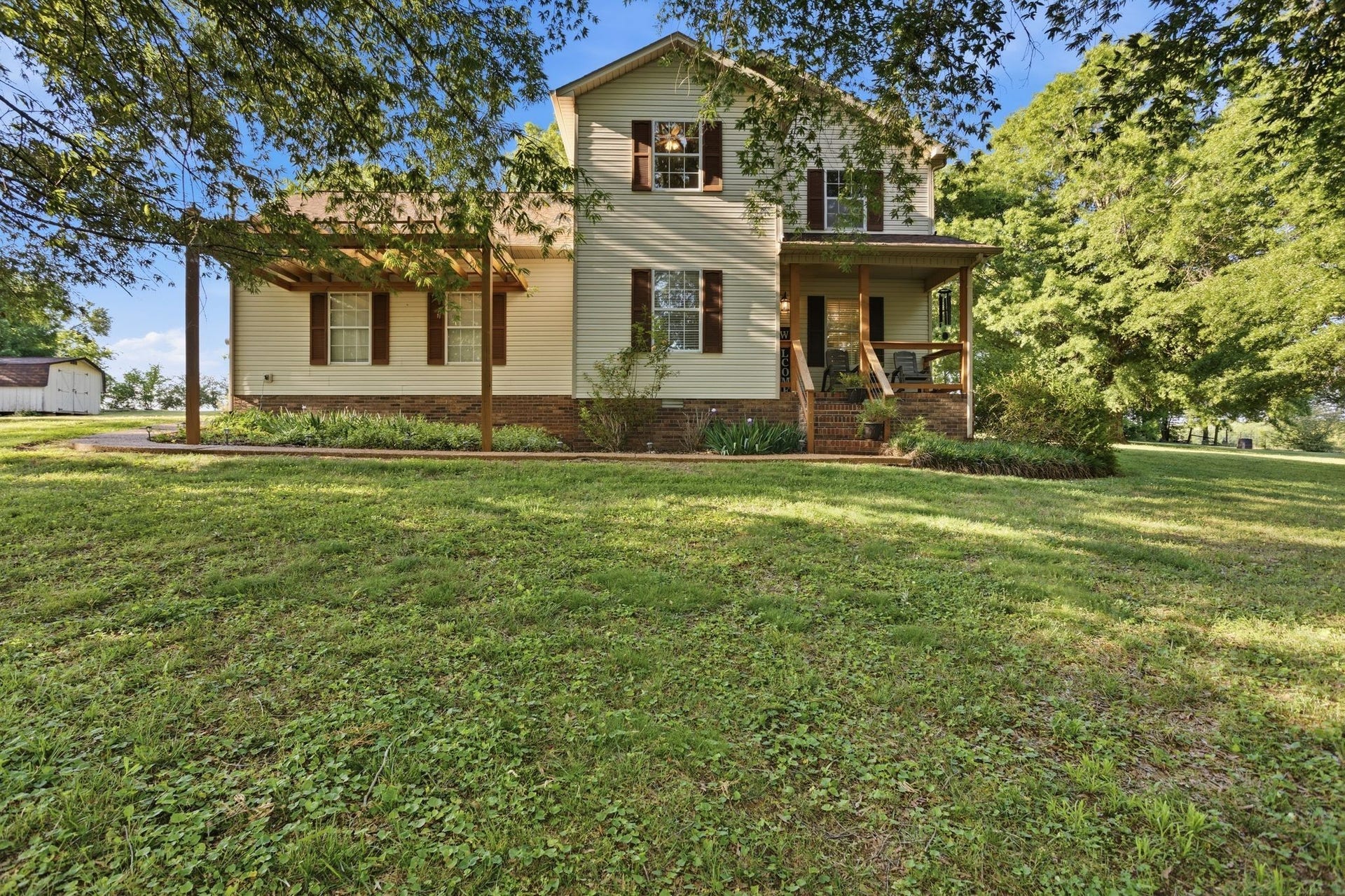 1038 S Cross Bridges Rd, Mount Pleasant, TN 38474 1038 S Cross Bridges Rd, Mount Pleasant, TN 38474