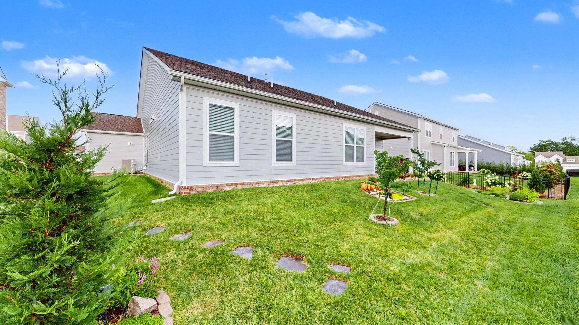 2669 Augusta Trace Dr, Columbia, TN 38401 2669 Augusta Trace Dr, Columbia, TN 38401