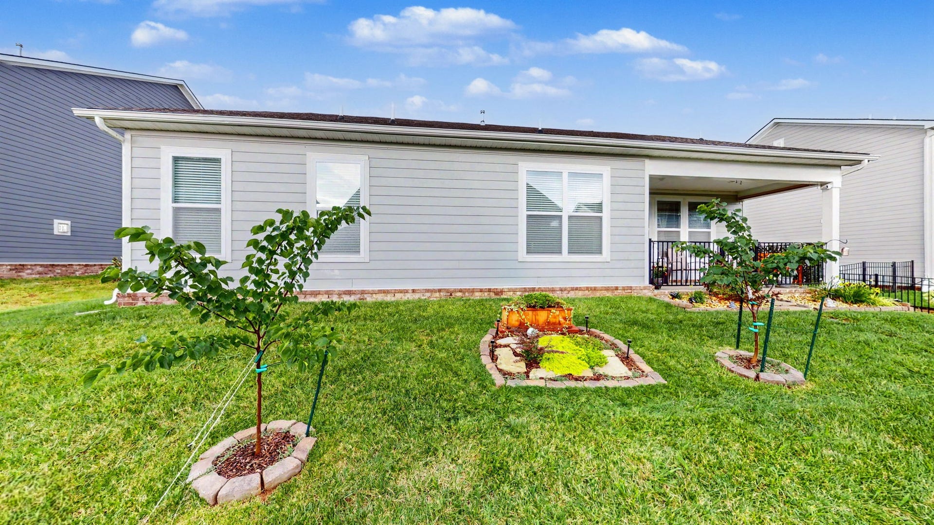 2669 Augusta Trace Dr, Columbia, TN 38401 2669 Augusta Trace Dr, Columbia, TN 38401