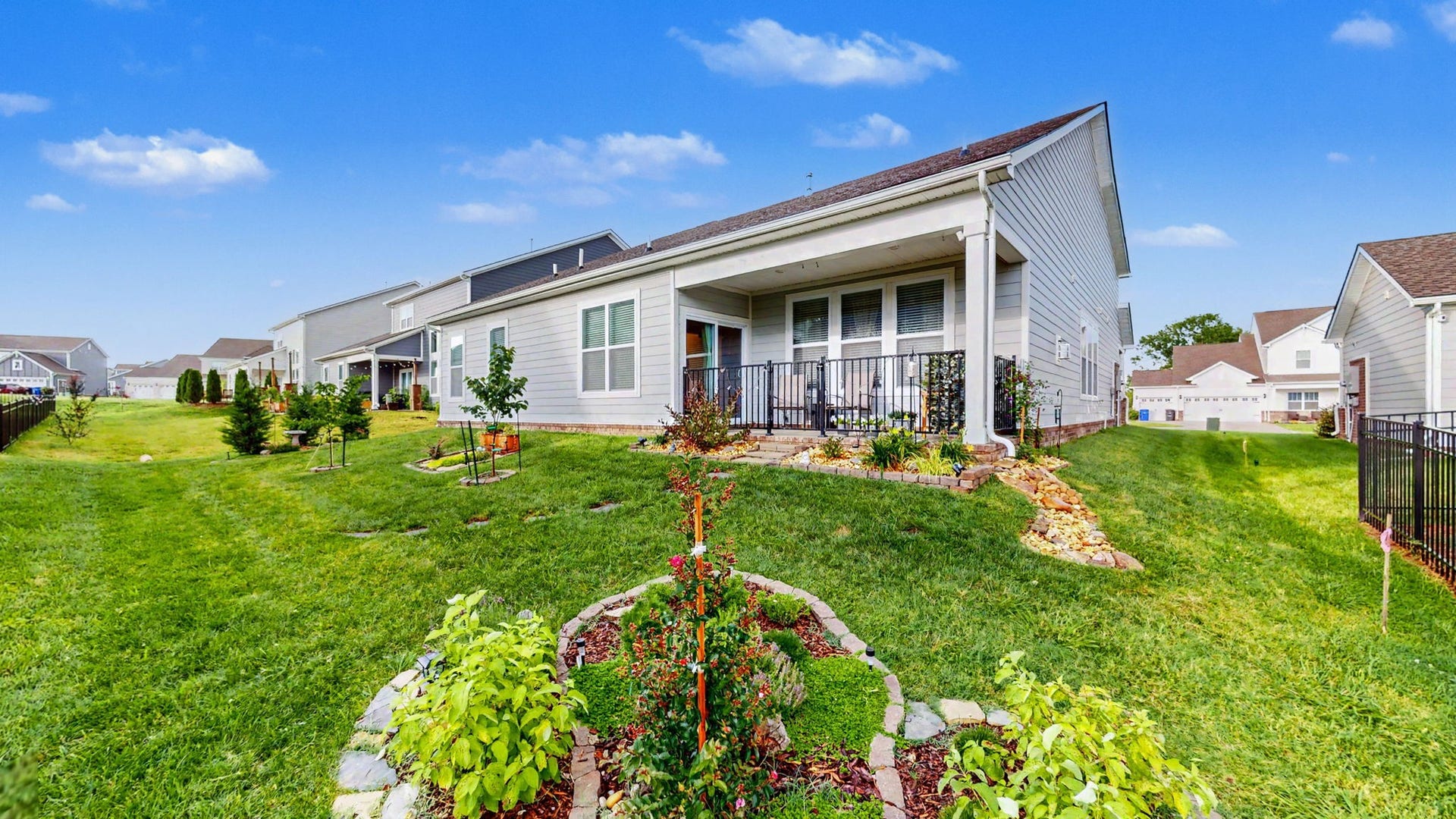 2669 Augusta Trace Dr, Columbia, TN 38401 2669 Augusta Trace Dr, Columbia, TN 38401