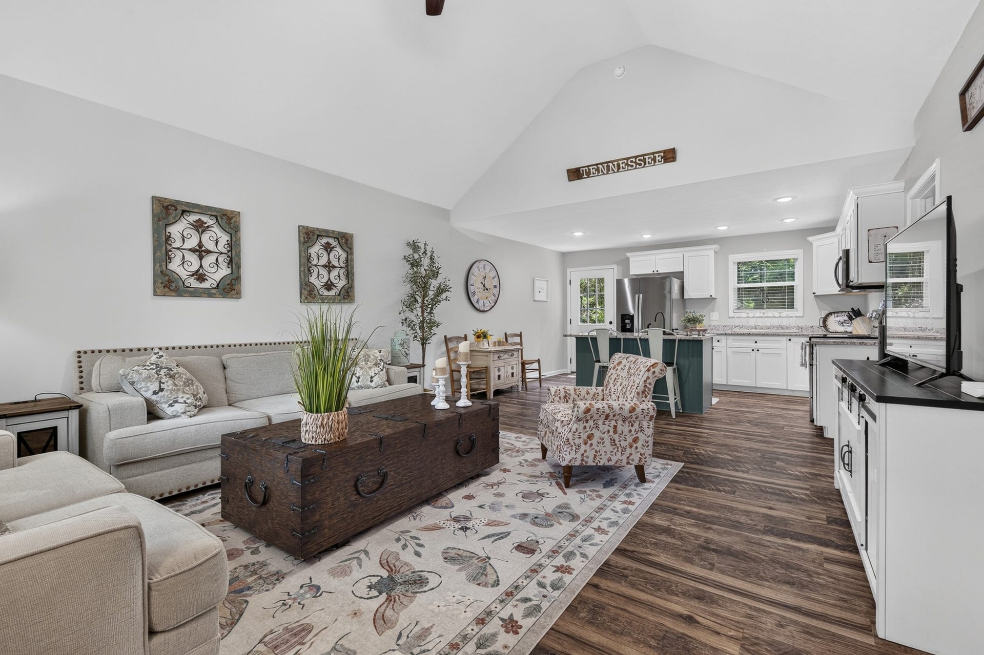 371 Holly Grove Rd, Lewisburg, TN 37091 371 Holly Grove Rd, Lewisburg, TN 37091
