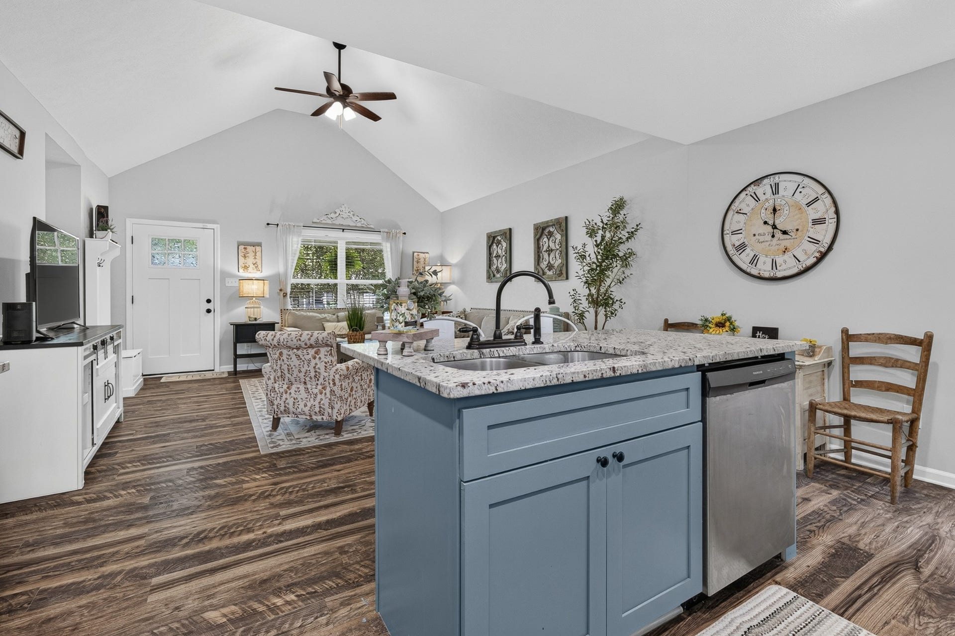 371 Holly Grove Rd, Lewisburg, TN 37091 371 Holly Grove Rd, Lewisburg, TN 37091