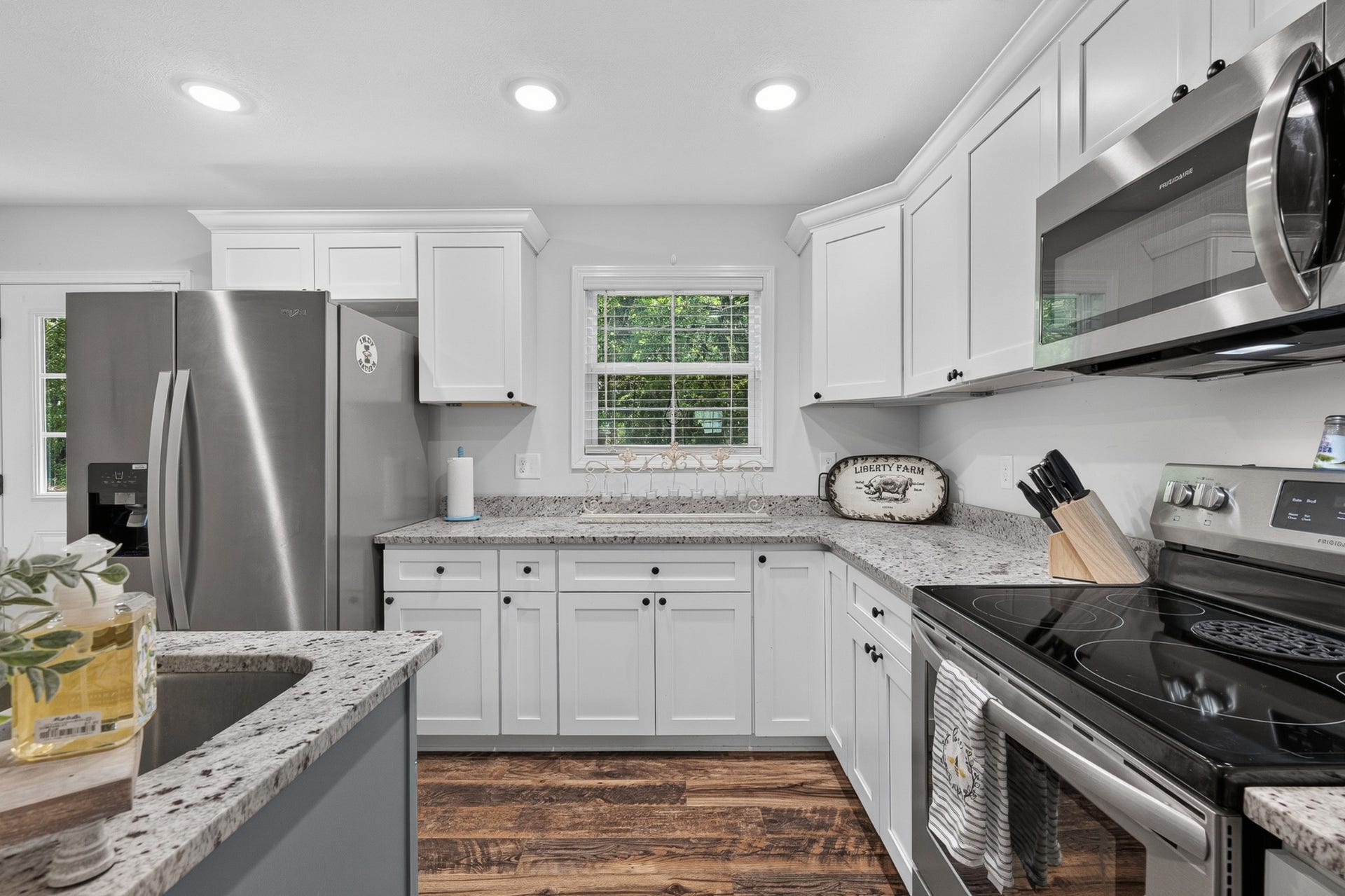 371 Holly Grove Rd, Lewisburg, TN 37091 371 Holly Grove Rd, Lewisburg, TN 37091