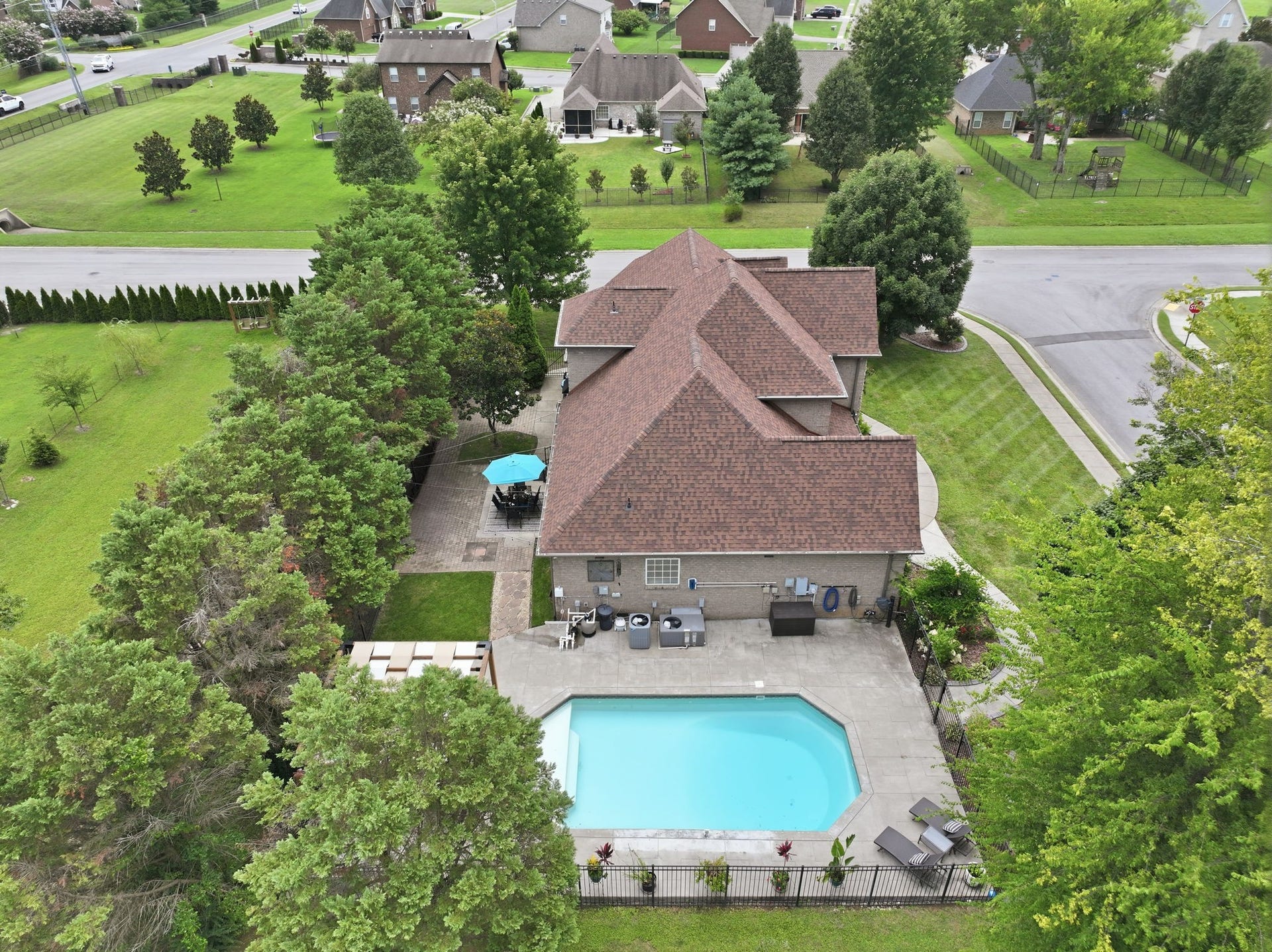 2725 Aristocrate Dr, Murfreesboro, TN 37128 2725 Aristocrate Dr, Murfreesboro, TN 37128