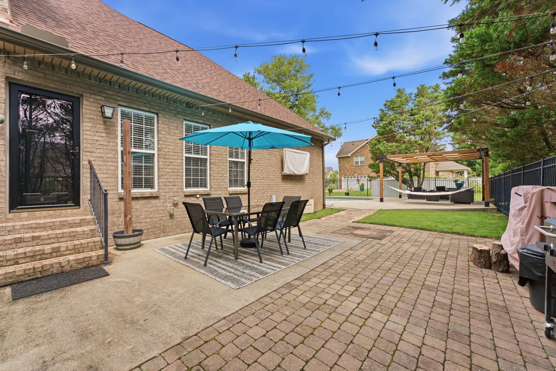 2725 Aristocrate Dr, Murfreesboro, TN 37128 2725 Aristocrate Dr, Murfreesboro, TN 37128