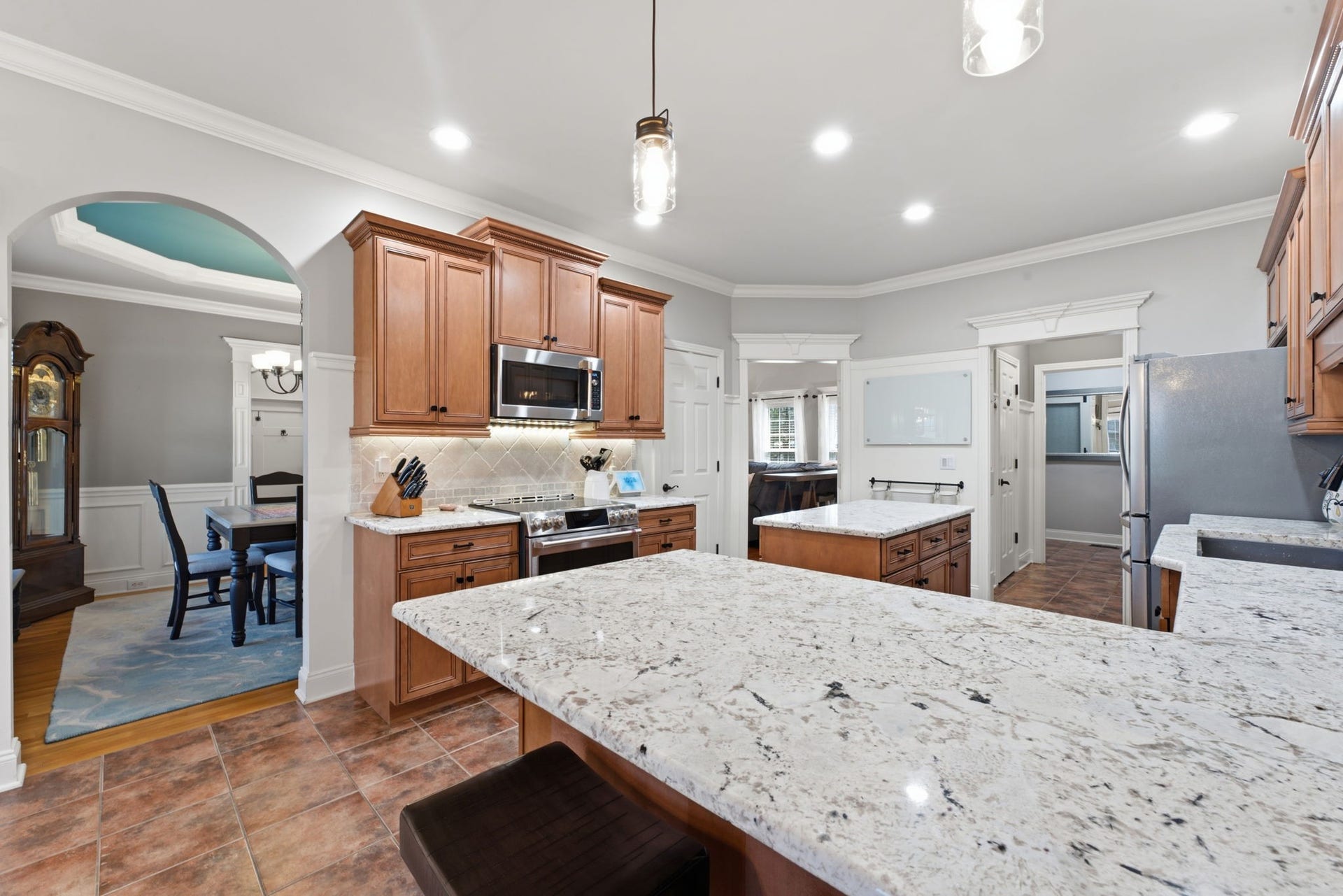 2725 Aristocrate Dr, Murfreesboro, TN 37128 2725 Aristocrate Dr, Murfreesboro, TN 37128