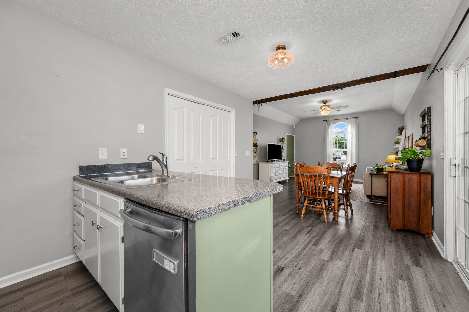 4961 Camborne Cir, Murfreesboro, TN 37129 4961 Camborne Cir, Murfreesboro, TN 37129