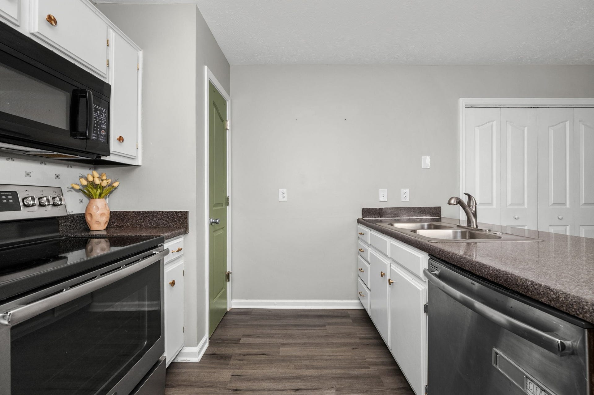 4961 Camborne Cir, Murfreesboro, TN 37129 4961 Camborne Cir, Murfreesboro, TN 37129