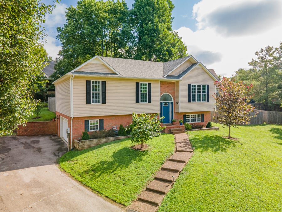 Property photo for 107 Timberland Dr, Columbia, TN
