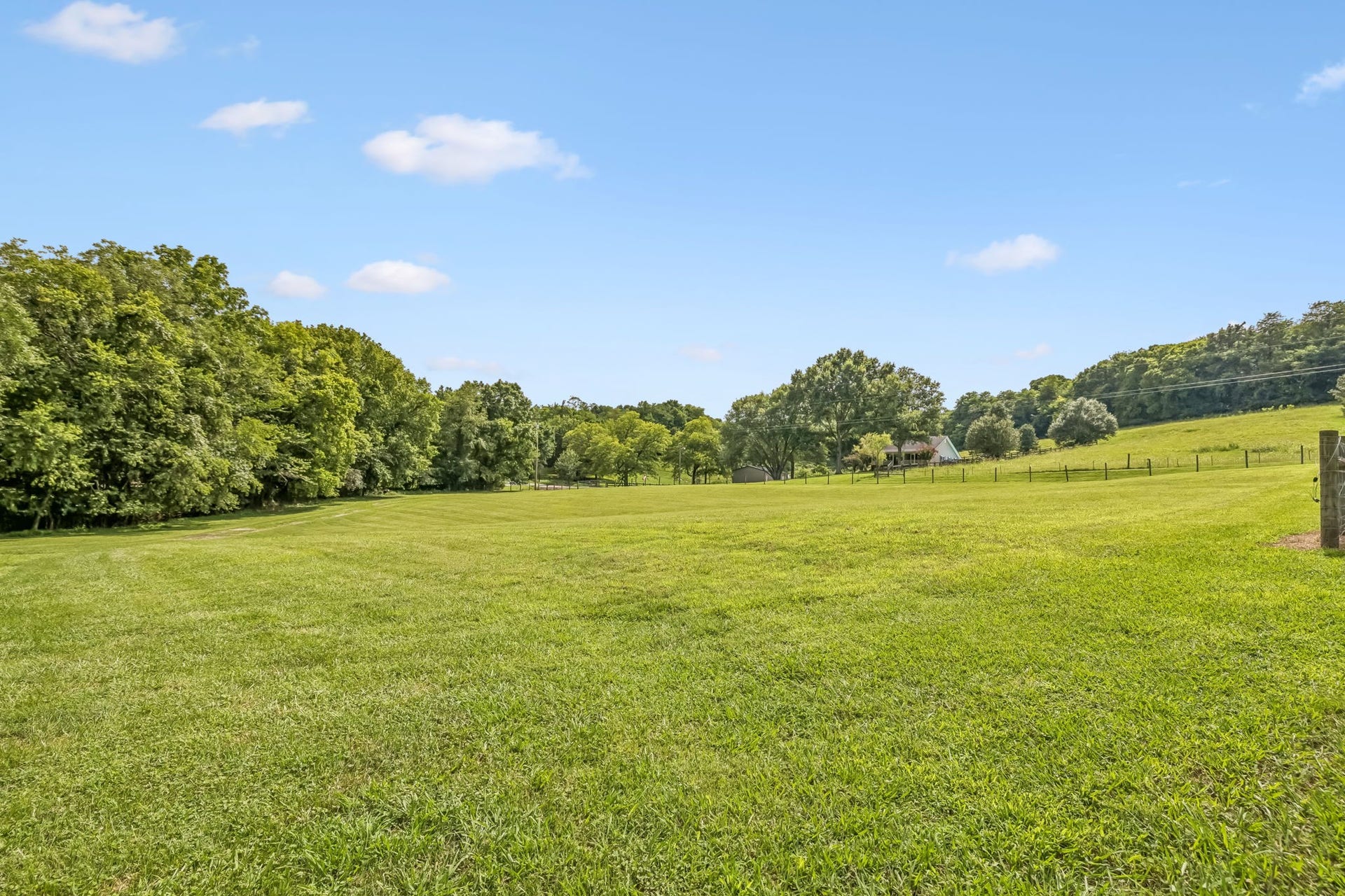 1212 Rambo Hollow Rd, Lewisburg, TN 37091 1212 Rambo Hollow Rd, Lewisburg, TN 37091