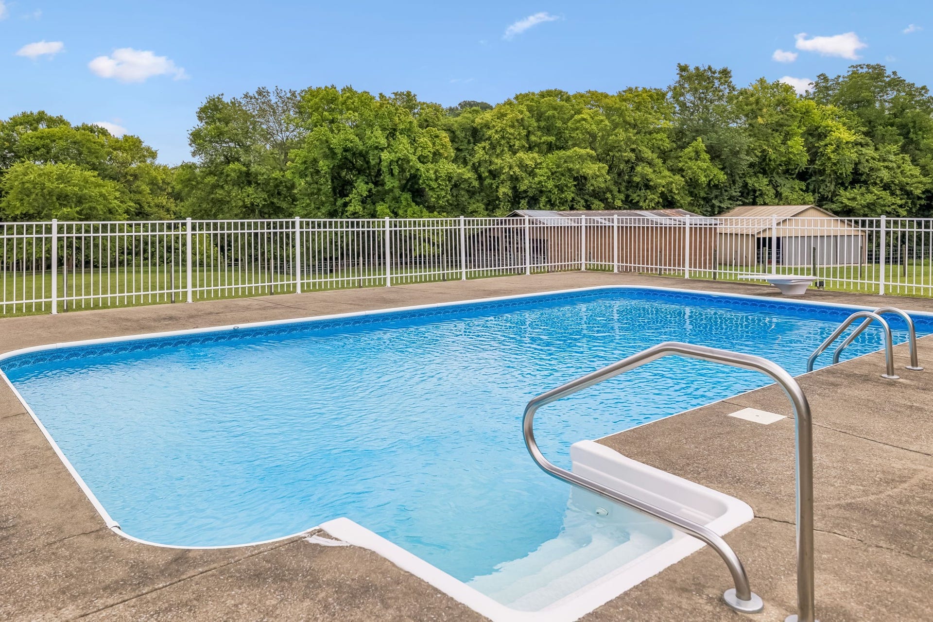 1212 Rambo Hollow Rd, Lewisburg, TN 37091 1212 Rambo Hollow Rd, Lewisburg, TN 37091