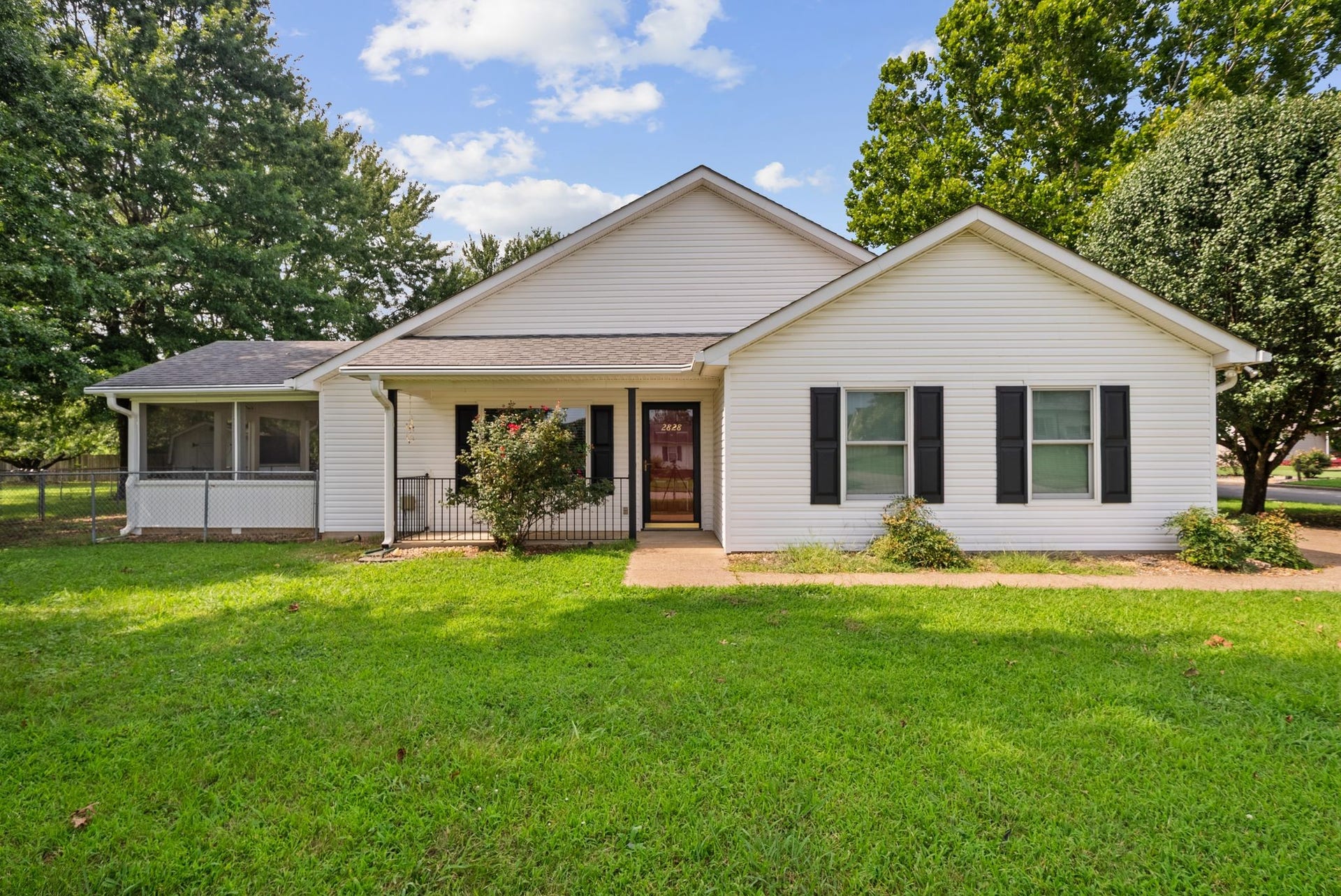 2828 Spring Meade Blvd, Columbia, TN 38401 2828 Spring Meade Blvd, Columbia, TN 38401