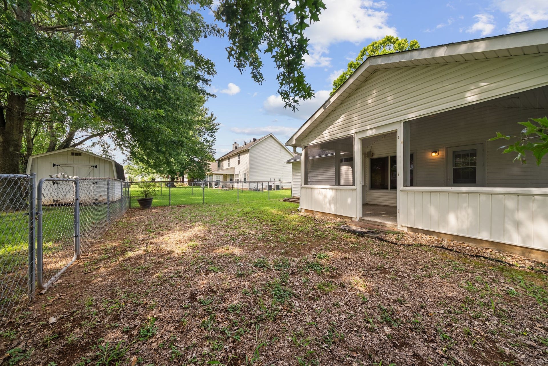 2828 Spring Meade Blvd, Columbia, TN 38401 2828 Spring Meade Blvd, Columbia, TN 38401