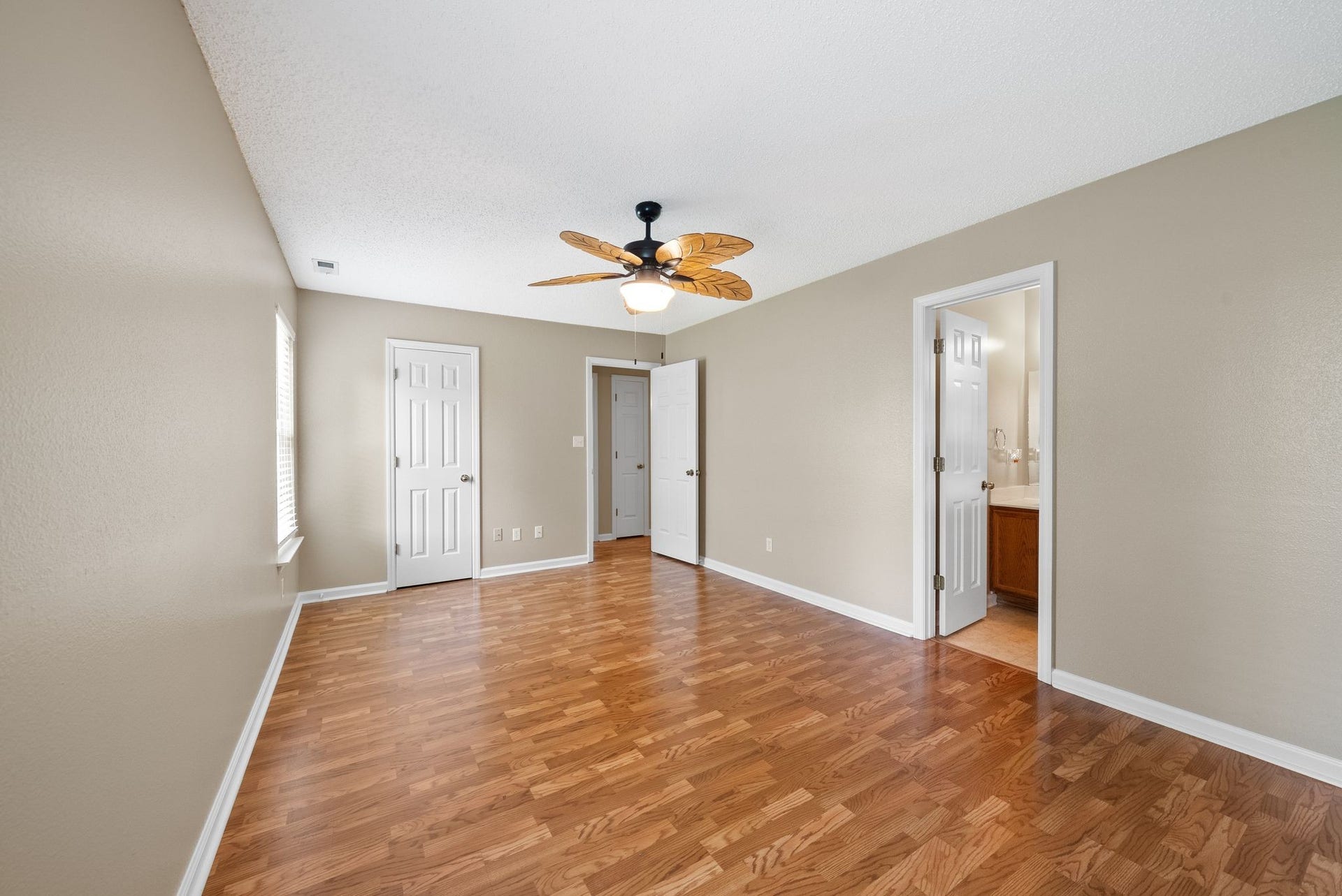 2828 Spring Meade Blvd, Columbia, TN 38401 2828 Spring Meade Blvd, Columbia, TN 38401