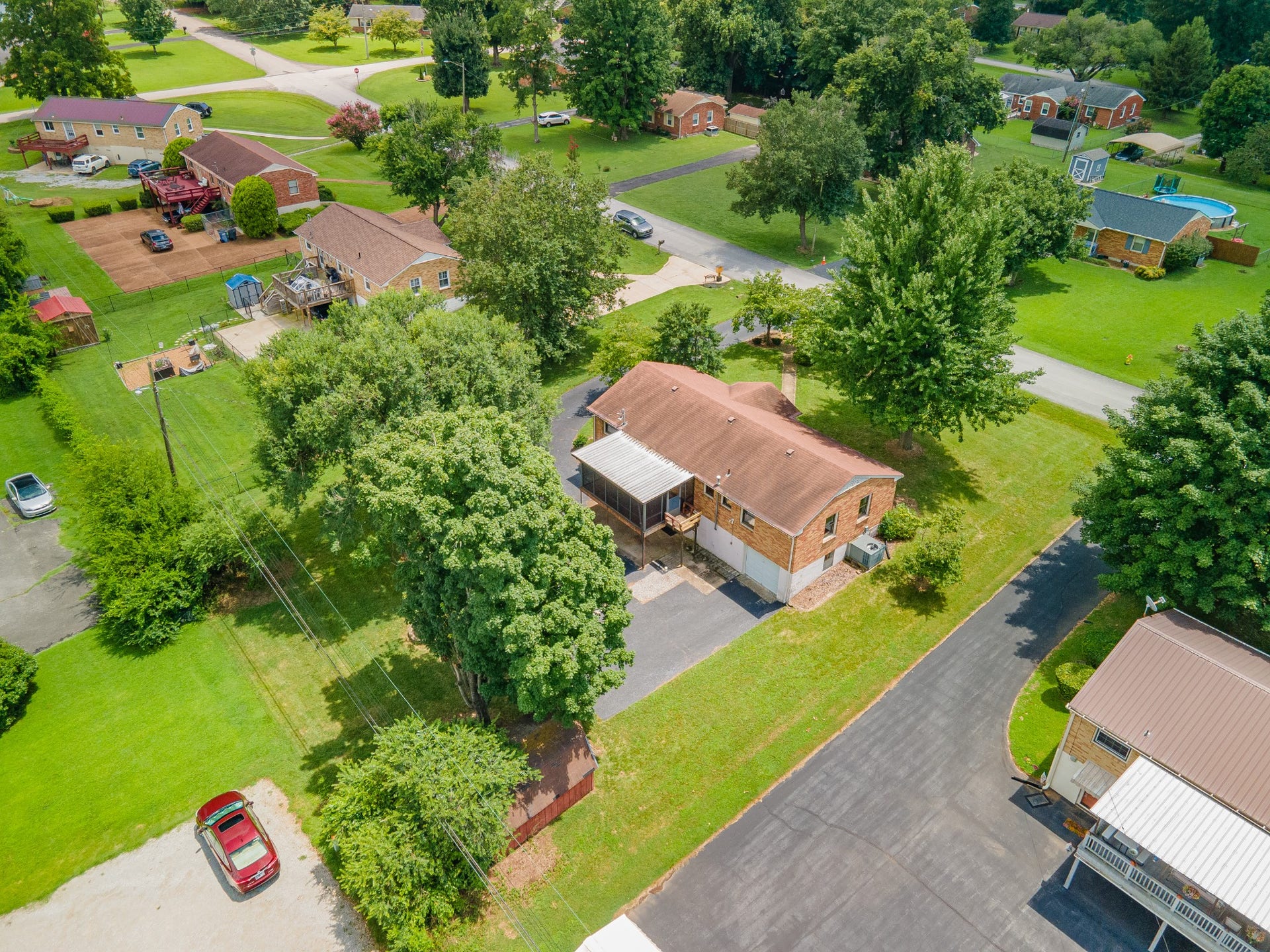 406 Parkview Dr, Columbia, TN 38401 406 Parkview Dr, Columbia, TN 38401