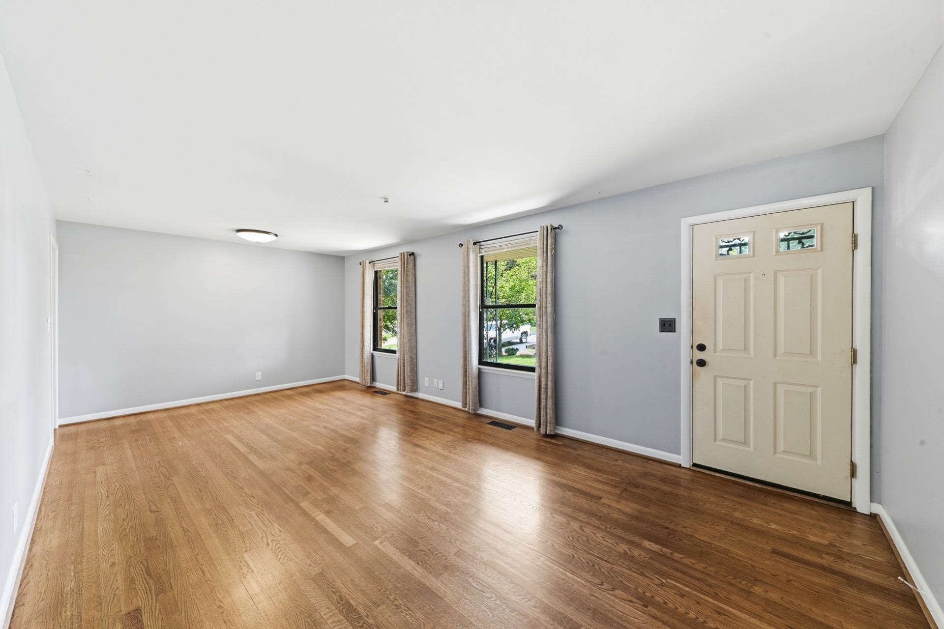 406 Parkview Dr, Columbia, TN 38401 406 Parkview Dr, Columbia, TN 38401