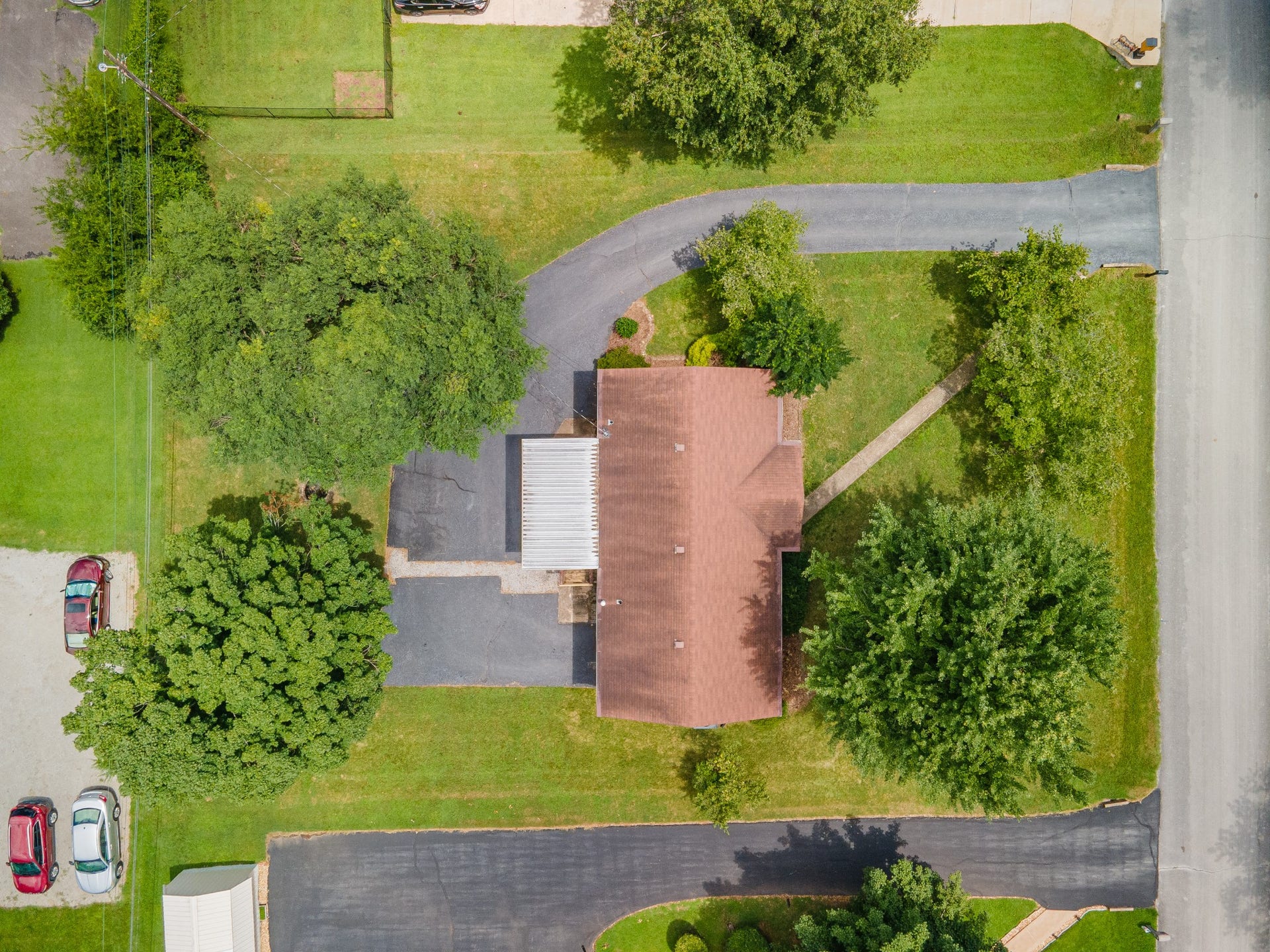 406 Parkview Dr, Columbia, TN 38401 406 Parkview Dr, Columbia, TN 38401