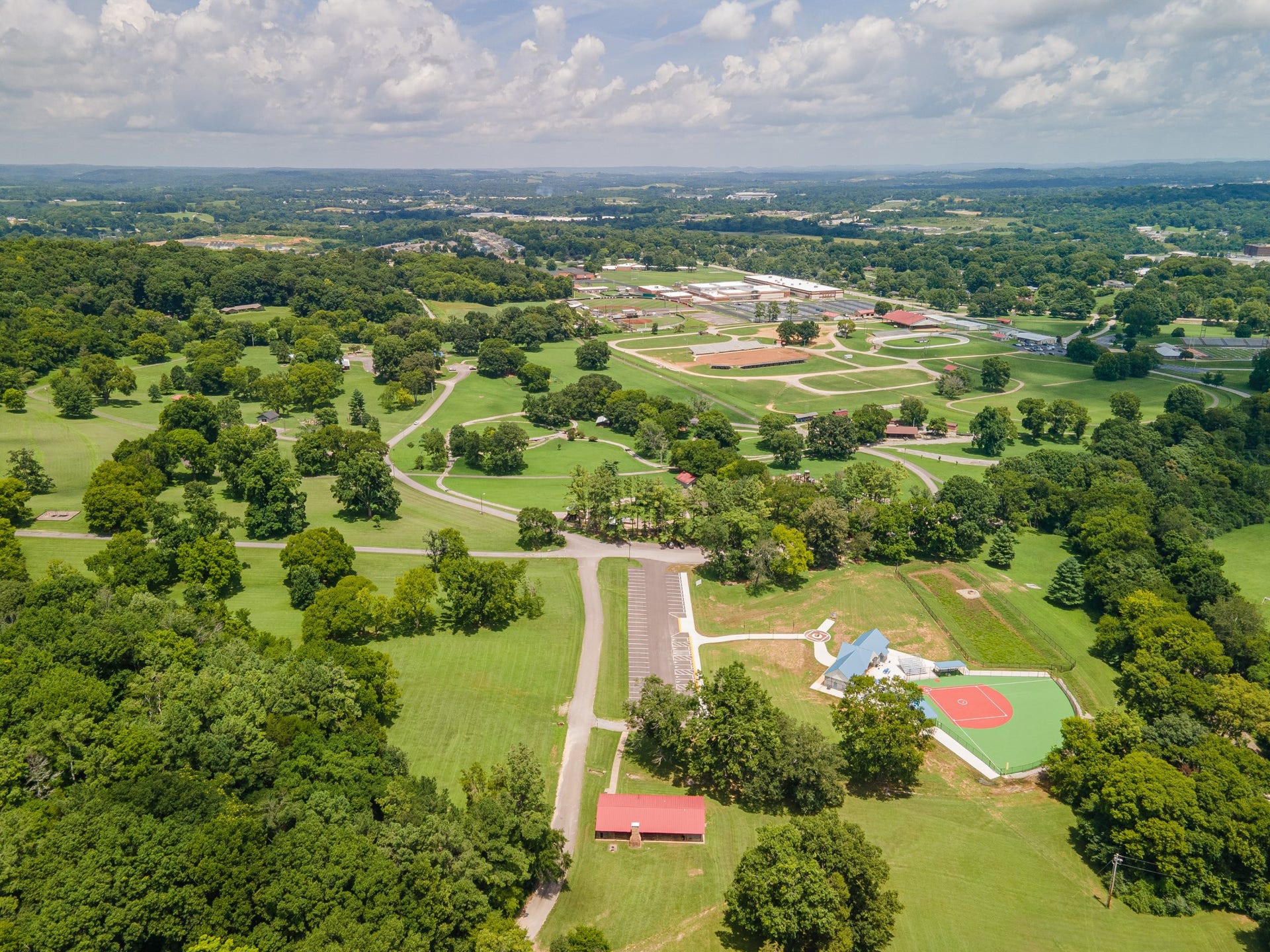 406 Parkview Dr, Columbia, TN 38401 406 Parkview Dr, Columbia, TN 38401