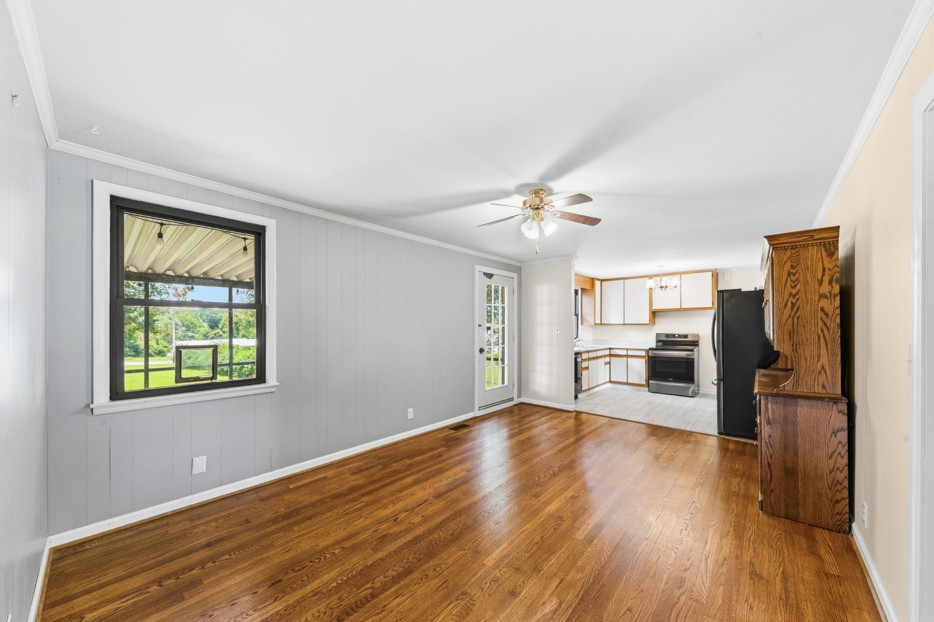 406 Parkview Dr, Columbia, TN 38401 406 Parkview Dr, Columbia, TN 38401
