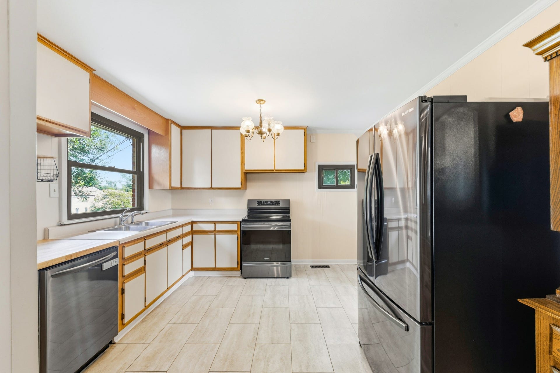 406 Parkview Dr, Columbia, TN 38401 406 Parkview Dr, Columbia, TN 38401