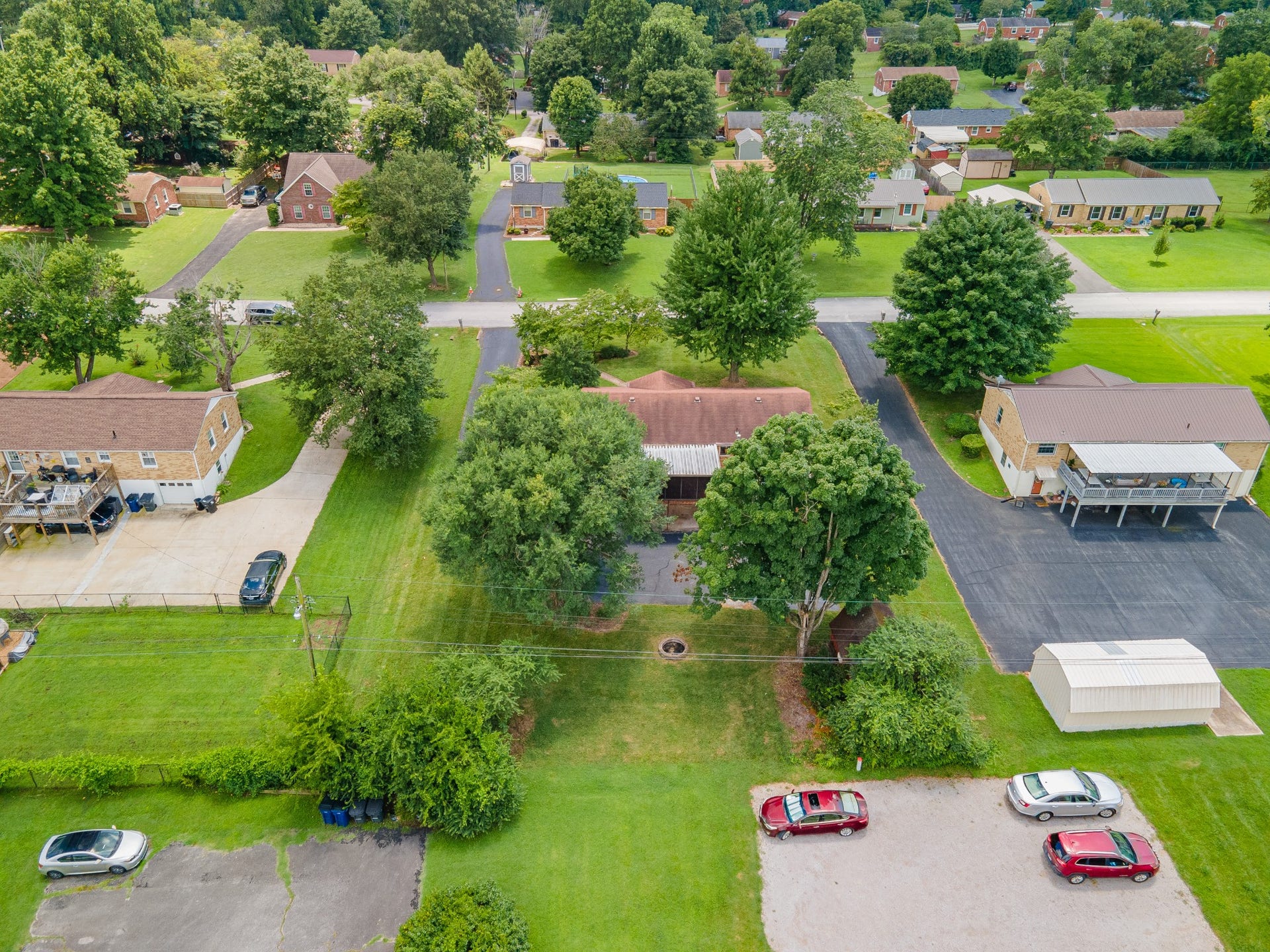 406 Parkview Dr, Columbia, TN 38401 406 Parkview Dr, Columbia, TN 38401