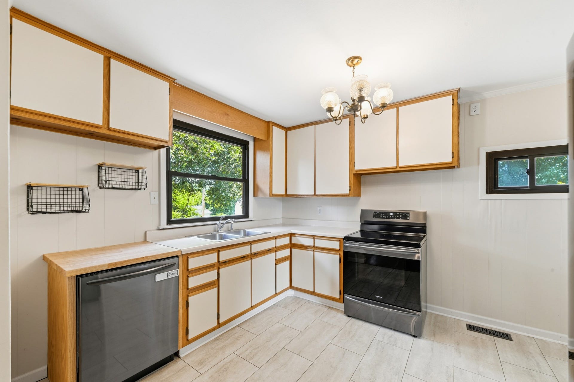 406 Parkview Dr, Columbia, TN 38401 406 Parkview Dr, Columbia, TN 38401