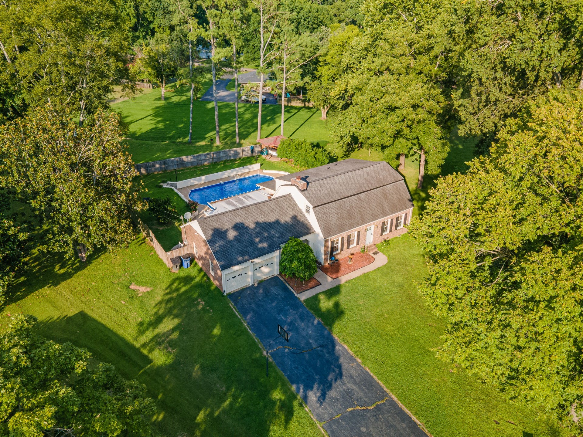 105 Cayce Valley Dr, Columbia, TN 38401 105 Cayce Valley Dr, Columbia, TN 38401