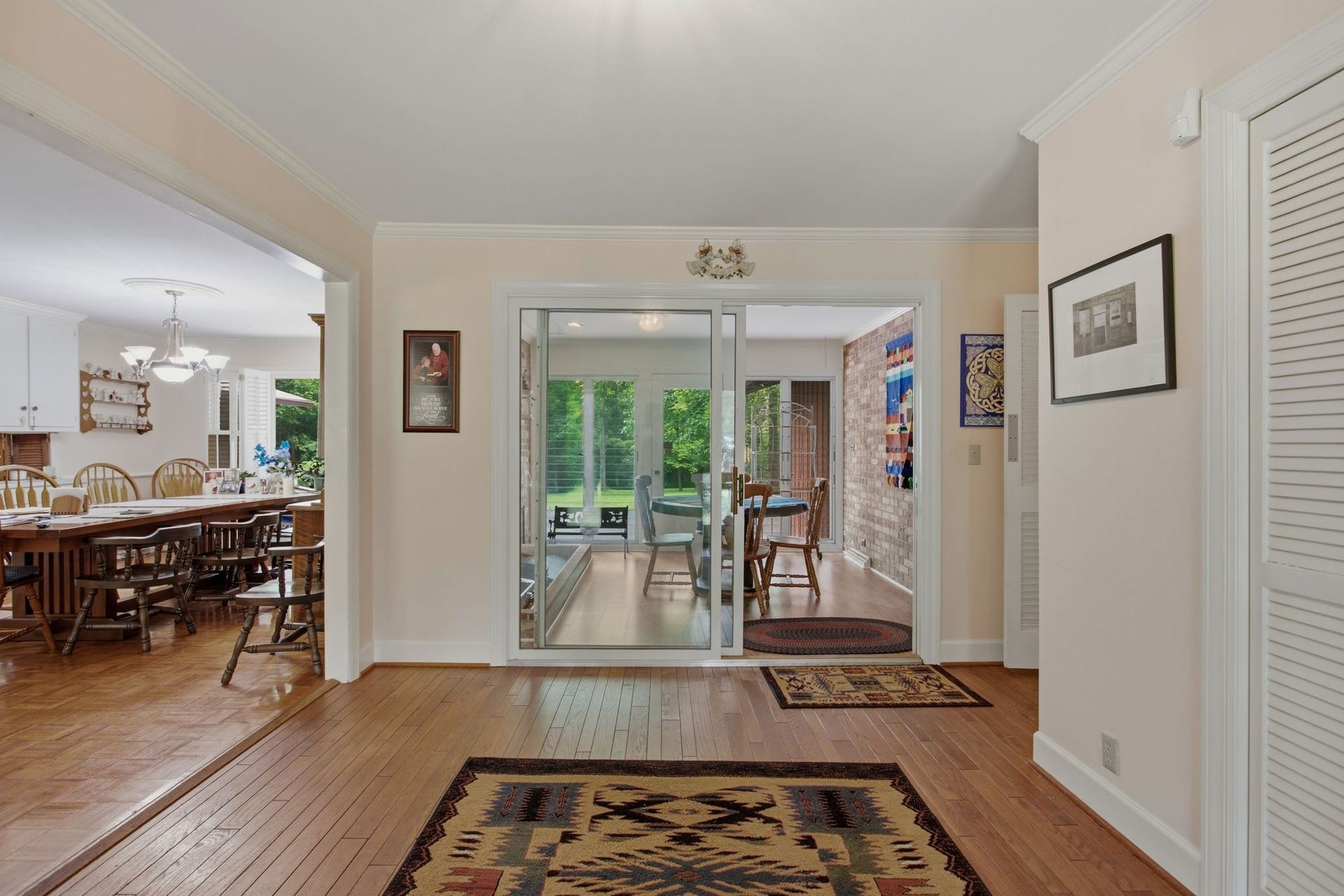 1004 Hillcrest Ave, Columbia, TN 38401 1004 Hillcrest Ave, Columbia, TN 38401