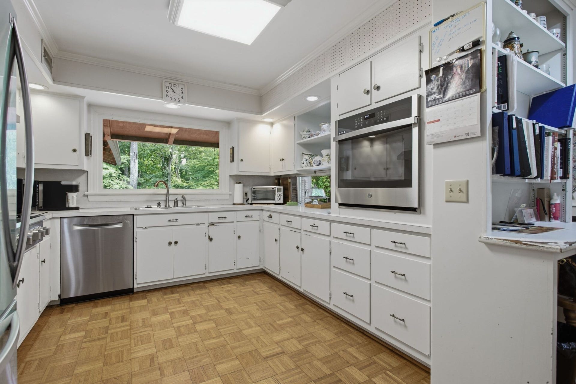 1004 Hillcrest Ave, Columbia, TN 38401 1004 Hillcrest Ave, Columbia, TN 38401