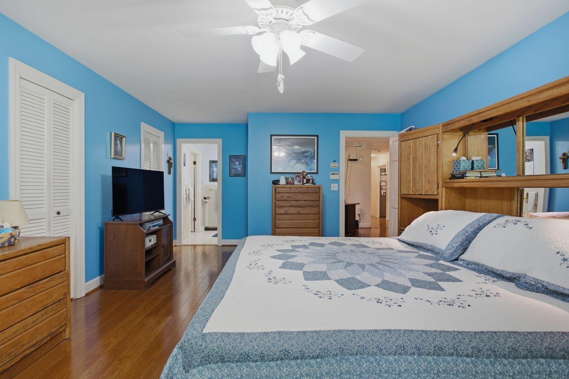 1004 Hillcrest Ave, Columbia, TN 38401 1004 Hillcrest Ave, Columbia, TN 38401