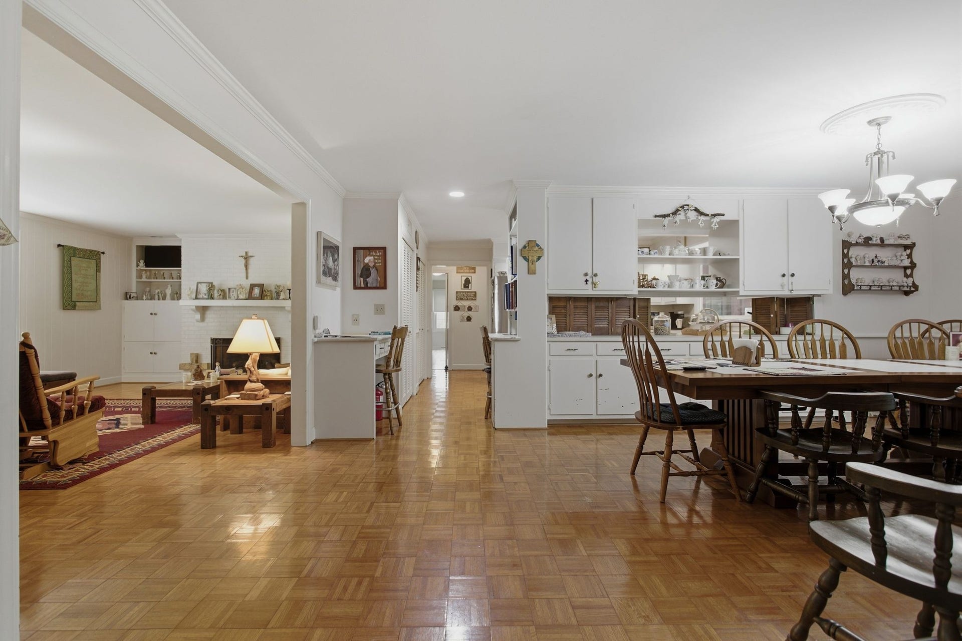 1004 Hillcrest Ave, Columbia, TN 38401 1004 Hillcrest Ave, Columbia, TN 38401