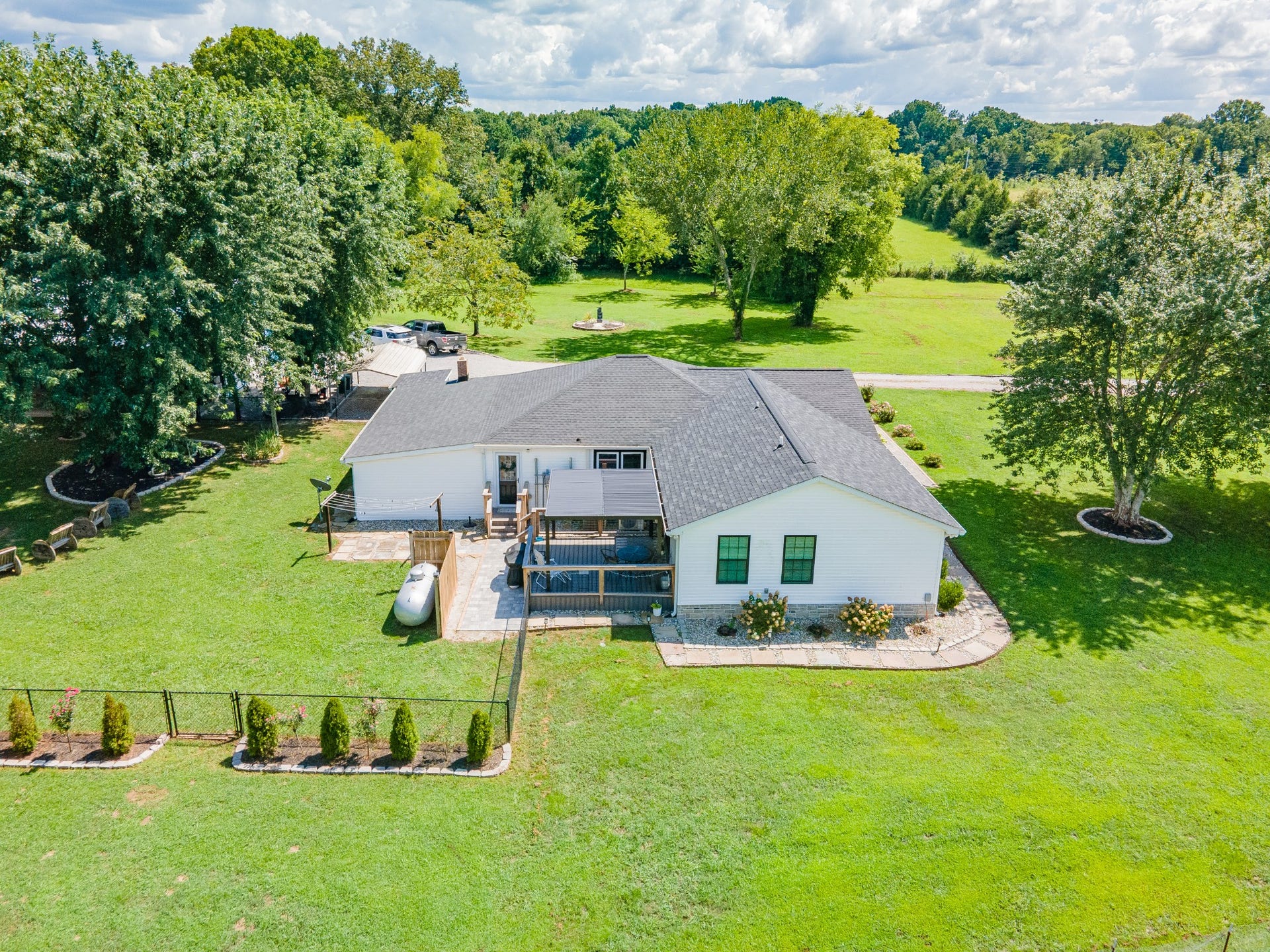 2287 Will Nickens Rd, Lewisburg, TN 37091 2287 Will Nickens Rd, Lewisburg, TN 37091
