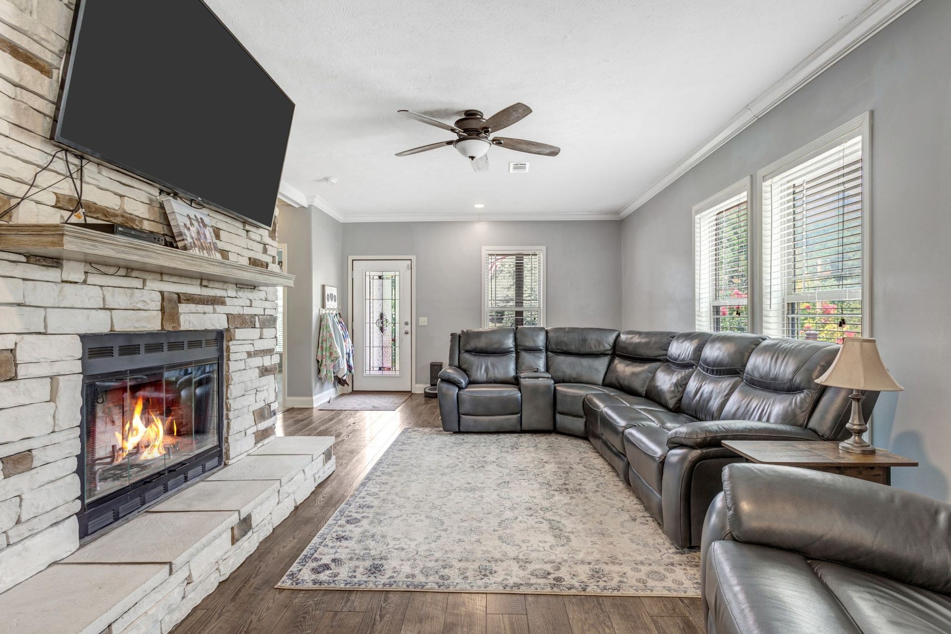 2071 Preacher Holt Rd, Mount Pleasant, TN 38474 2071 Preacher Holt Rd, Mount Pleasant, TN 38474