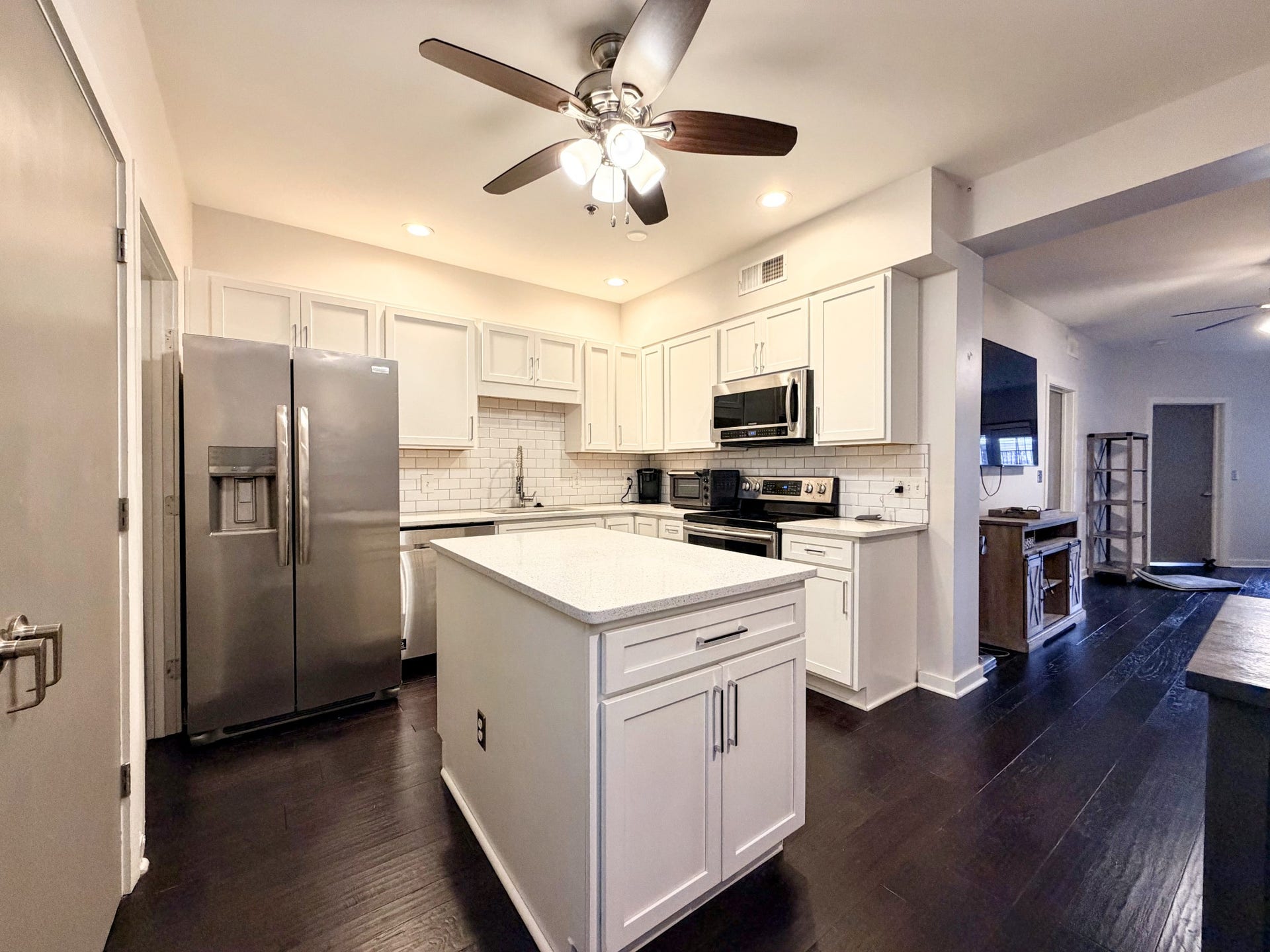 1803 Broadway, #125, Nashville, TN 37203