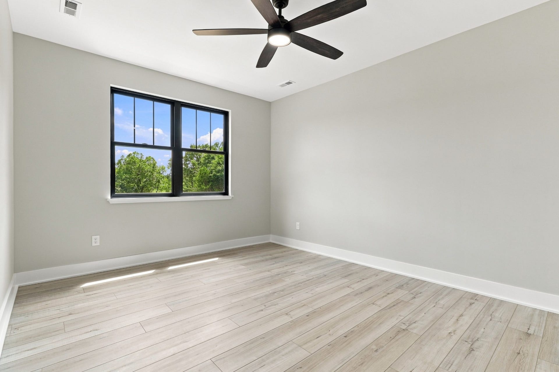 4138 Yeargan Rd, Murfreesboro, TN 37128 4138 Yeargan Rd, Murfreesboro, TN 37128
